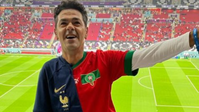 Coupe du monde : Jamel Debbouze s'affiche avec un maillot franco-marocain  au stade