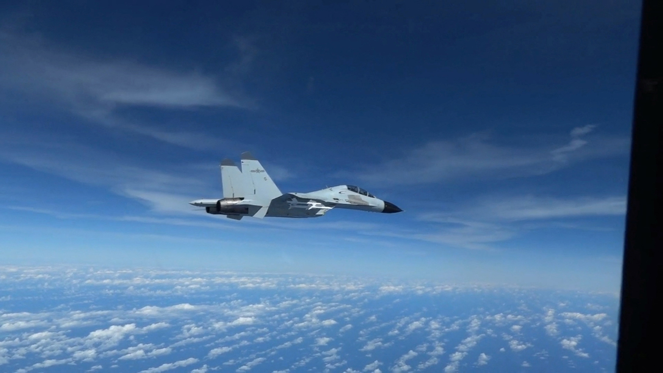Avion Qui Vole En Dehors Des Lignes Habituel Les incursions aériennes chinoises près de Taïwan ont presque doublé en 2022