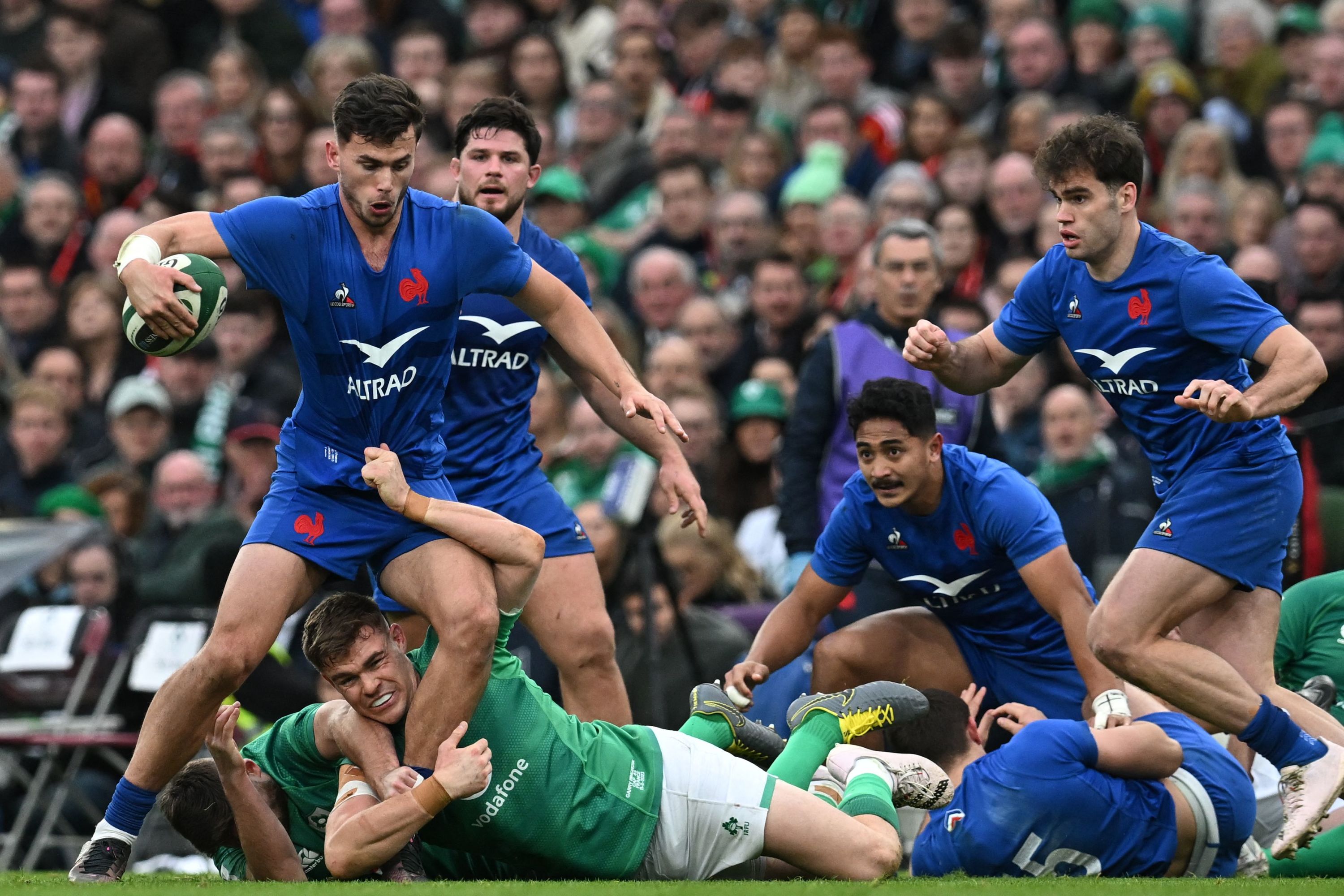 6 Nations - L'Irlande pour débuter, l'Angleterre pour finir Le calendrier  des Bleus pour le Tournoi 2024 est connu 