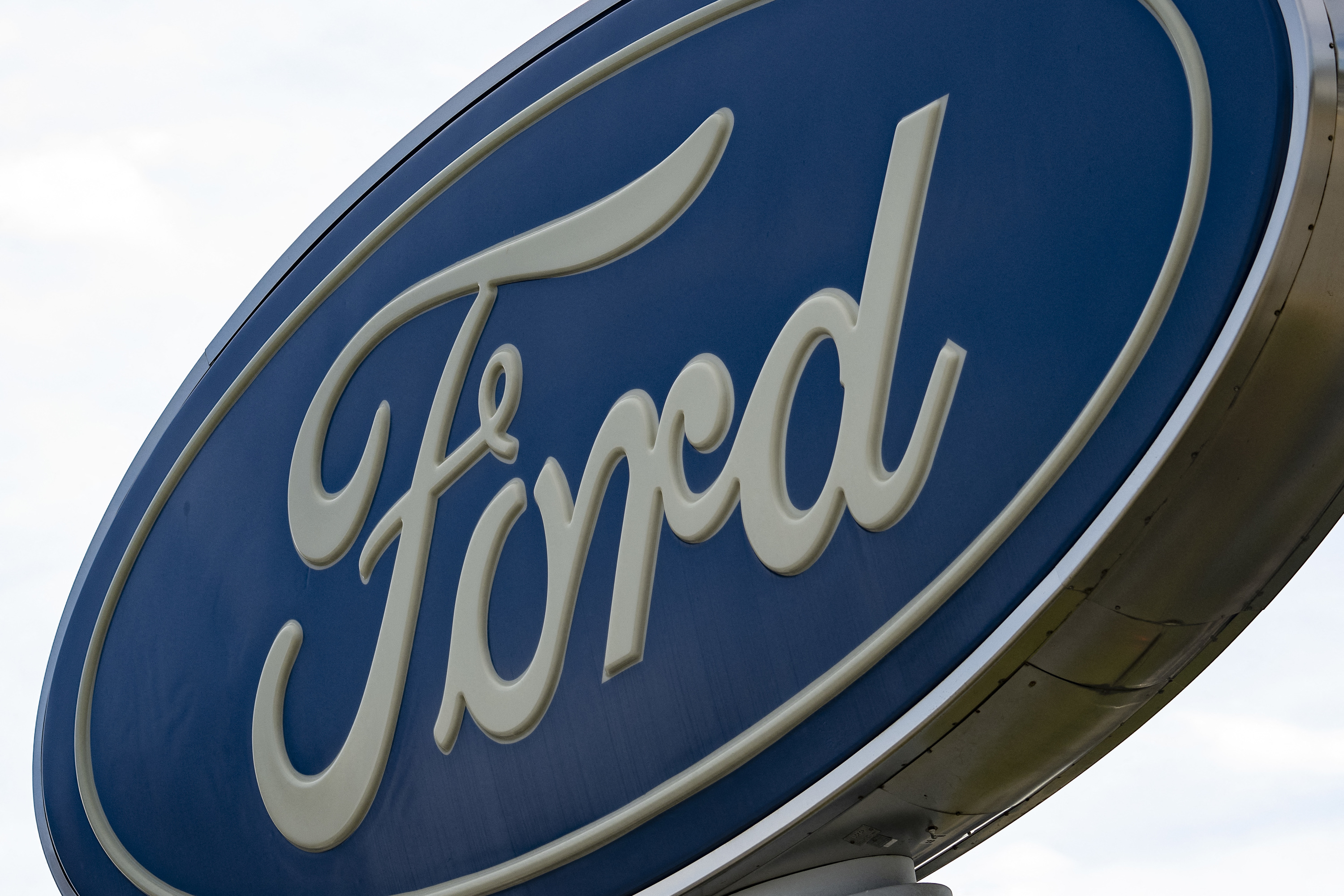 Ford : vers un système qui coupe le moteur à chaque arrêt