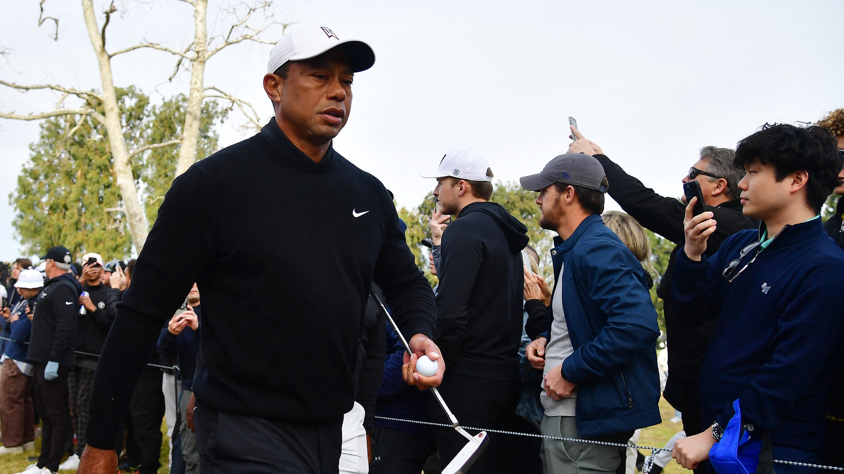 PGA Tour : Woods présente ses excuses après sa farce controversée