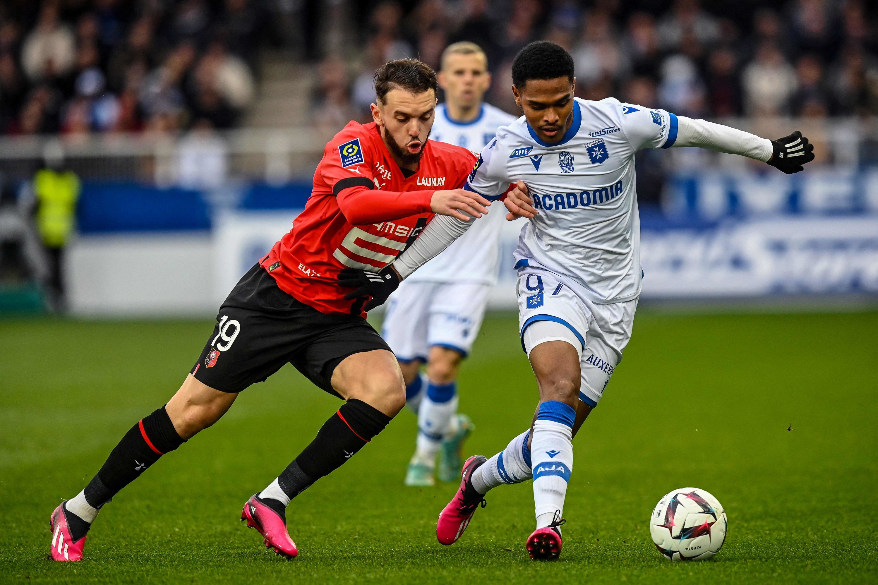 DIRECT - Ligue 1: Auxerre et Rennes se neutralisent dans un match fermé