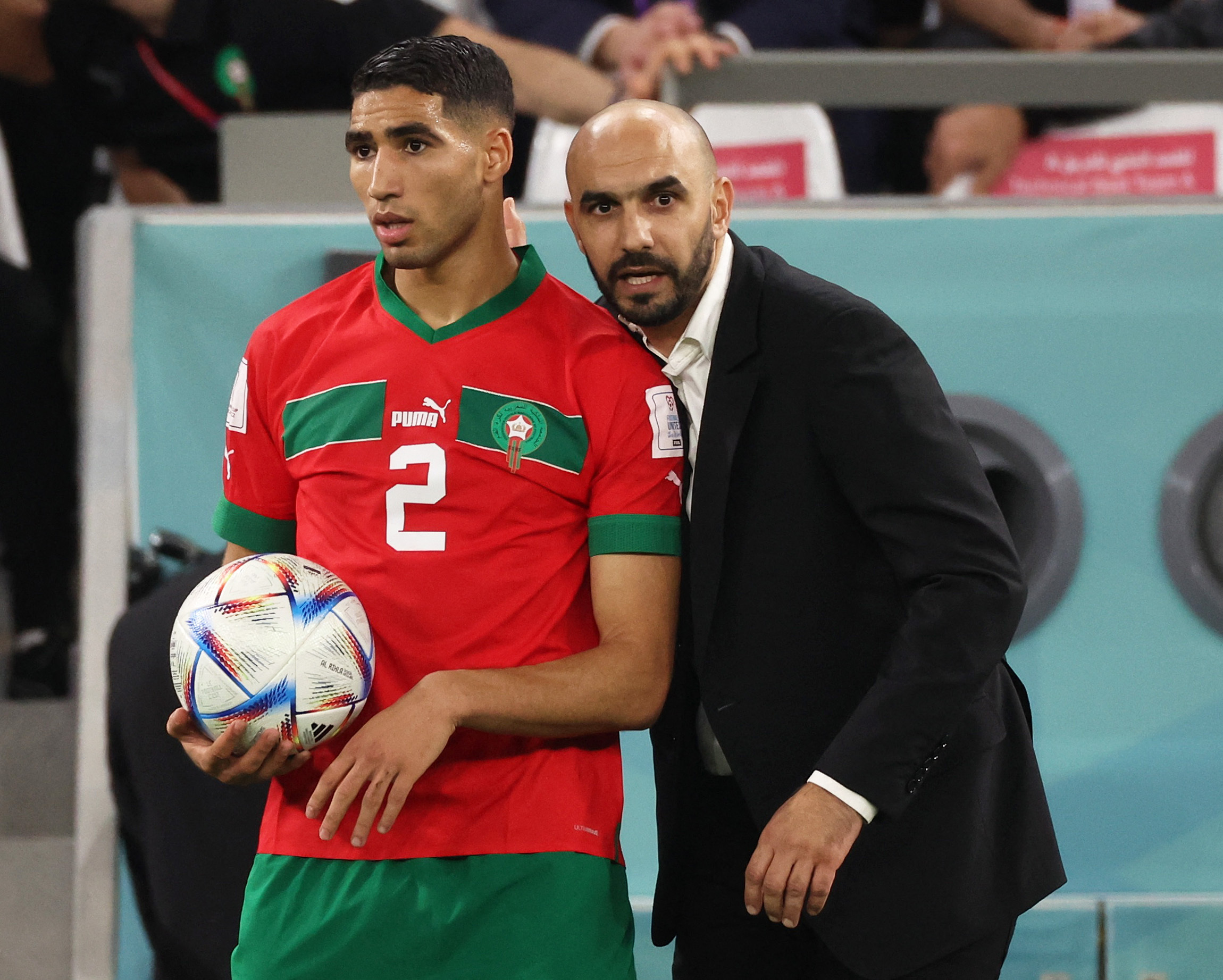 Foot : Regragui «de tout coeur» avec Hakimi, mis en examen pour viol