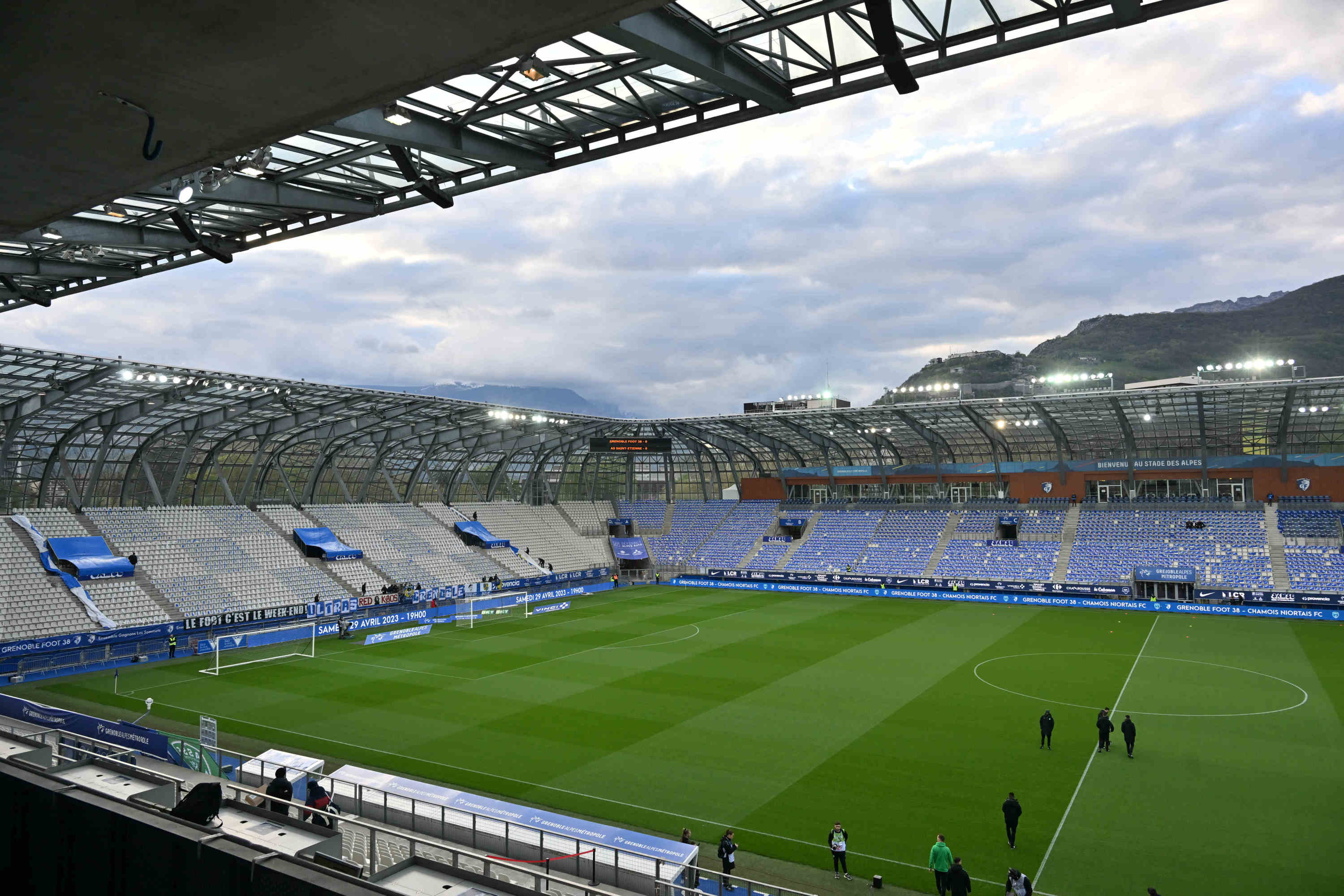 Six nations féminin : plus de 18.600 personnes à Grenoble pour les Bleues, un record