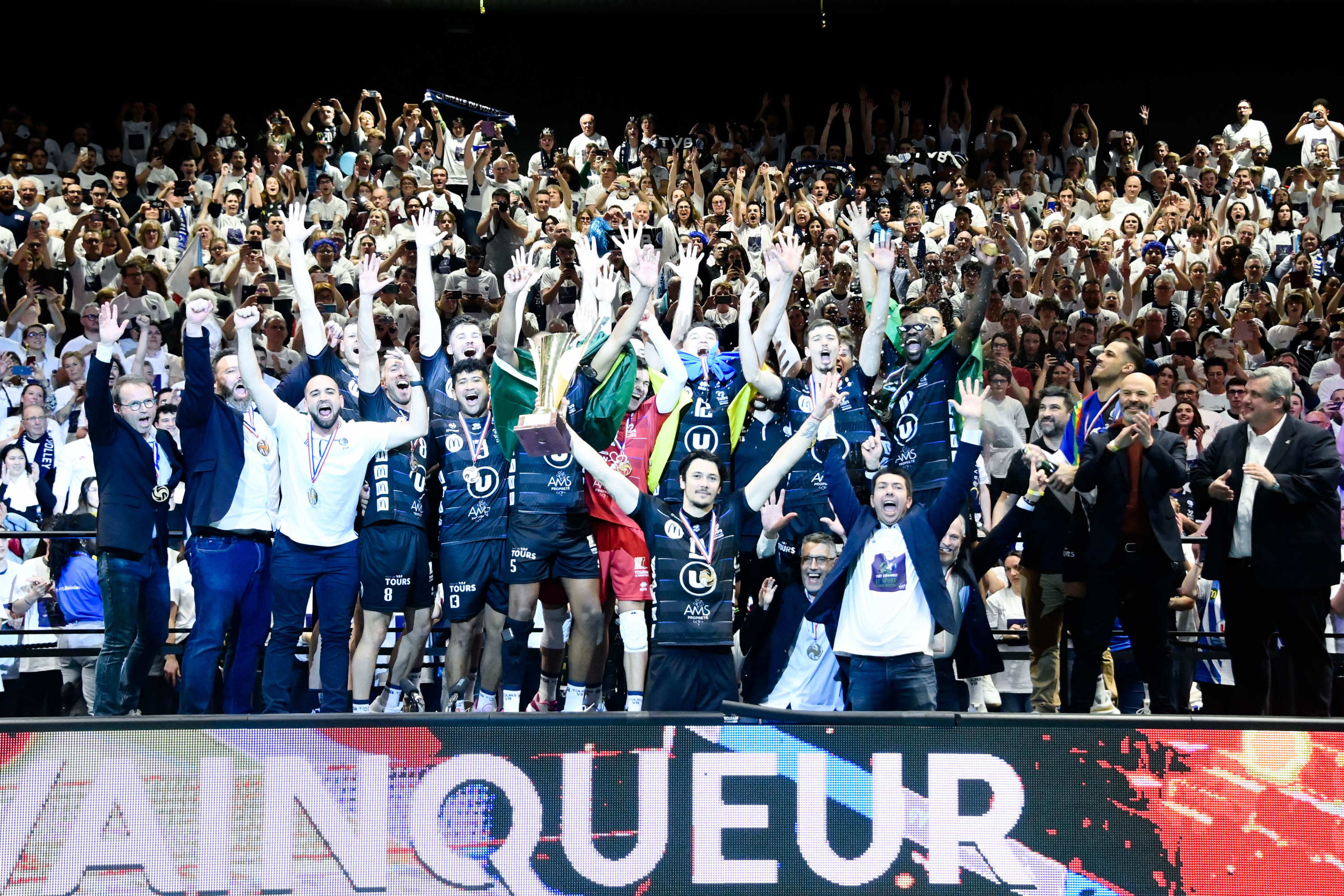Volley : Tours renverse Chaumont et s'offre un nouveau titre de champion de France