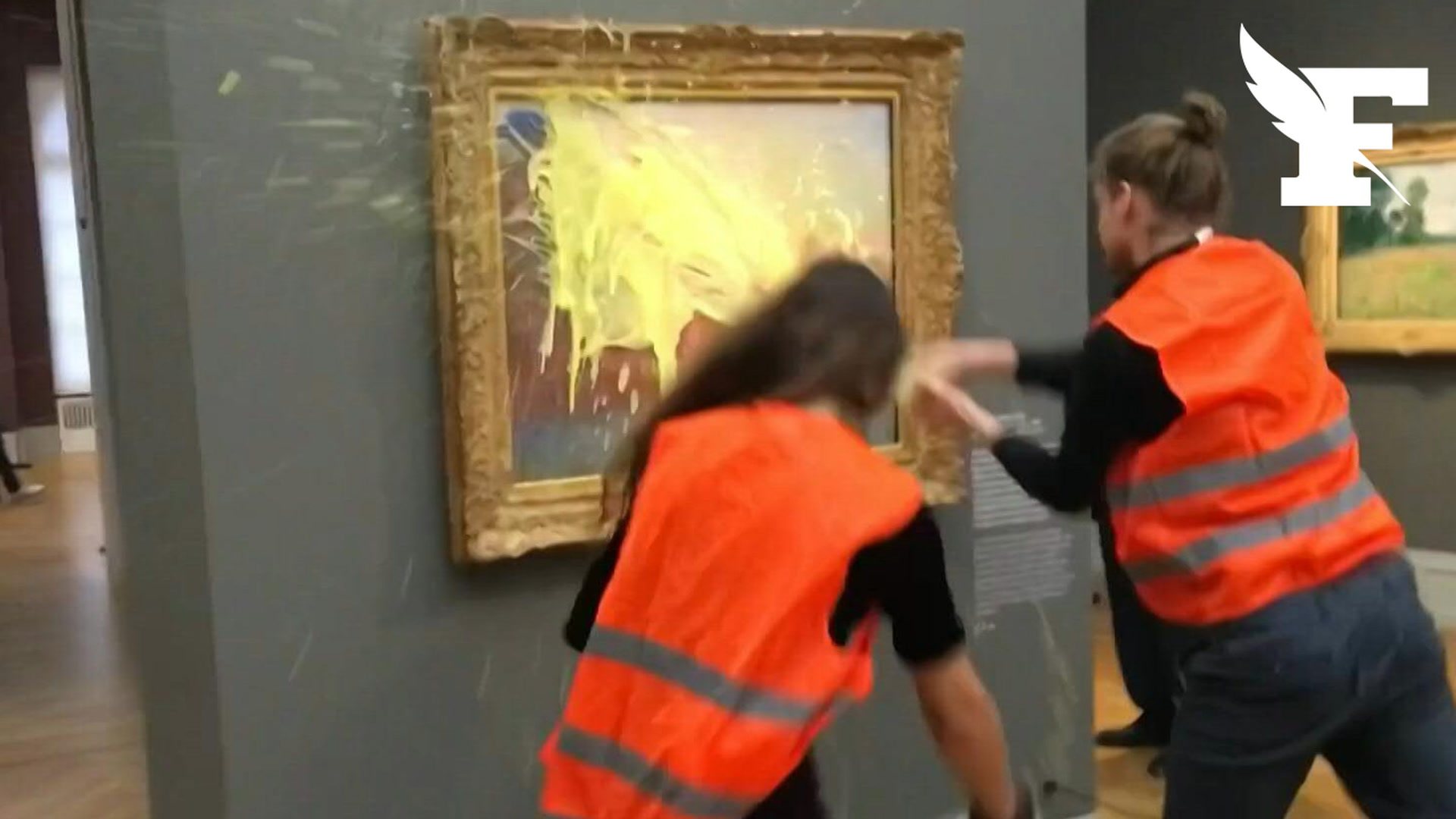 En Russie, un gardien de musée vandalise un tableau estimé 900 000 euros  pour s'amuser