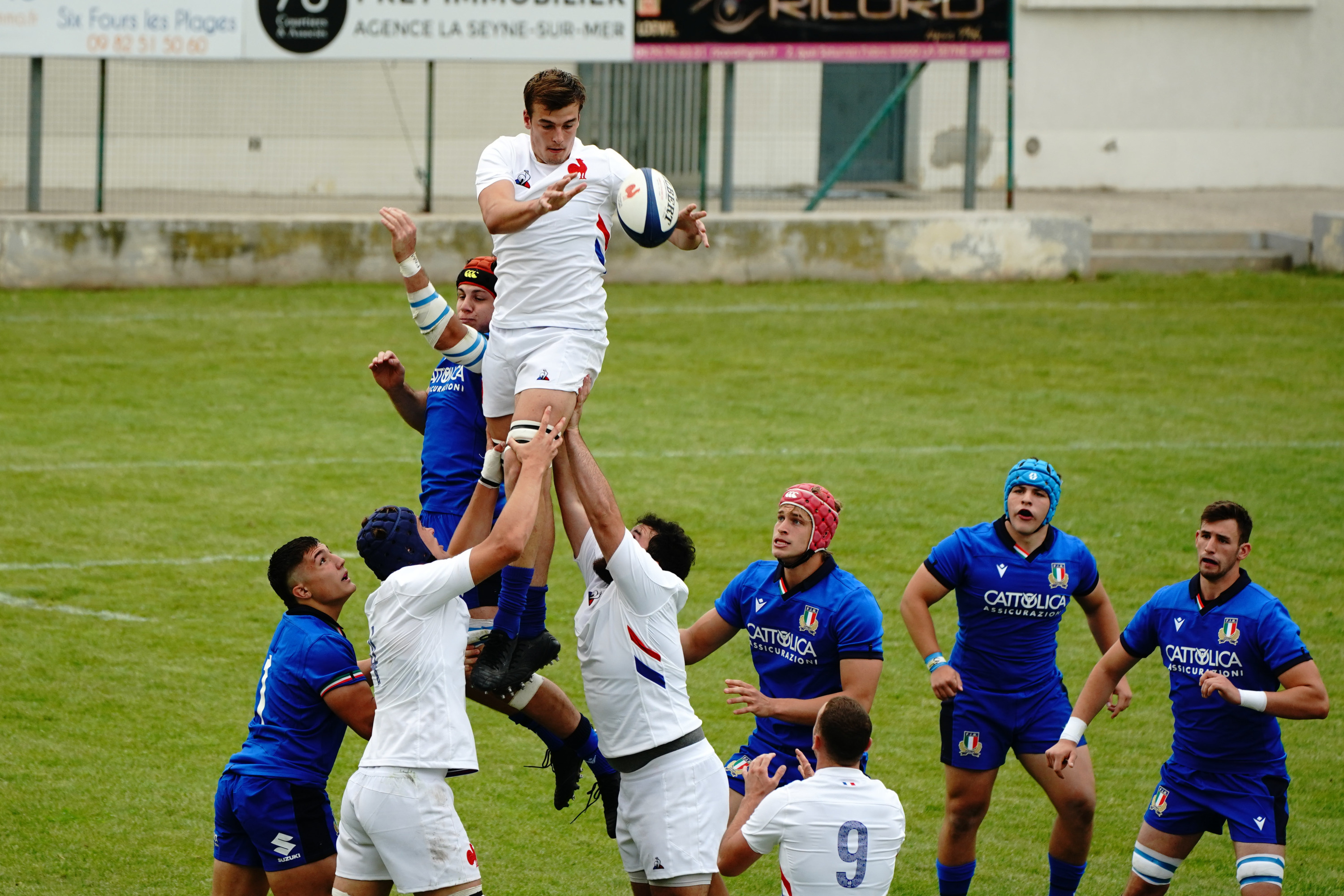 Top 14 : Toulouse annonce la venue de Léo Banos en qualité de joker Coupe du monde