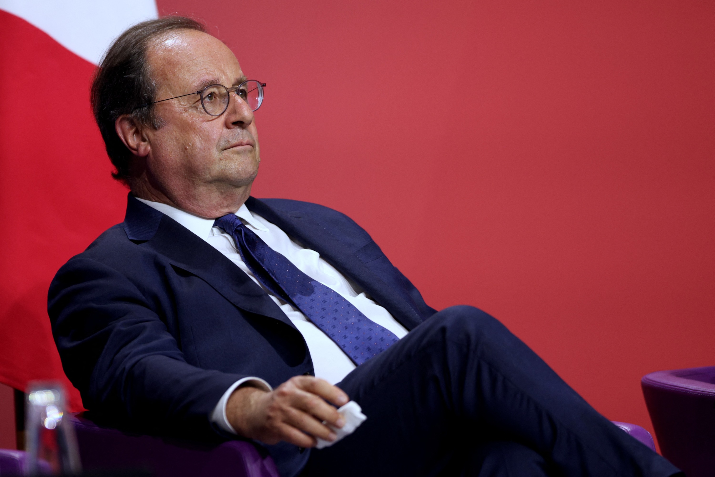 À Blois, François Hollande dénonce les erreurs de Nicolas Sarkozy sur l'Ukraine