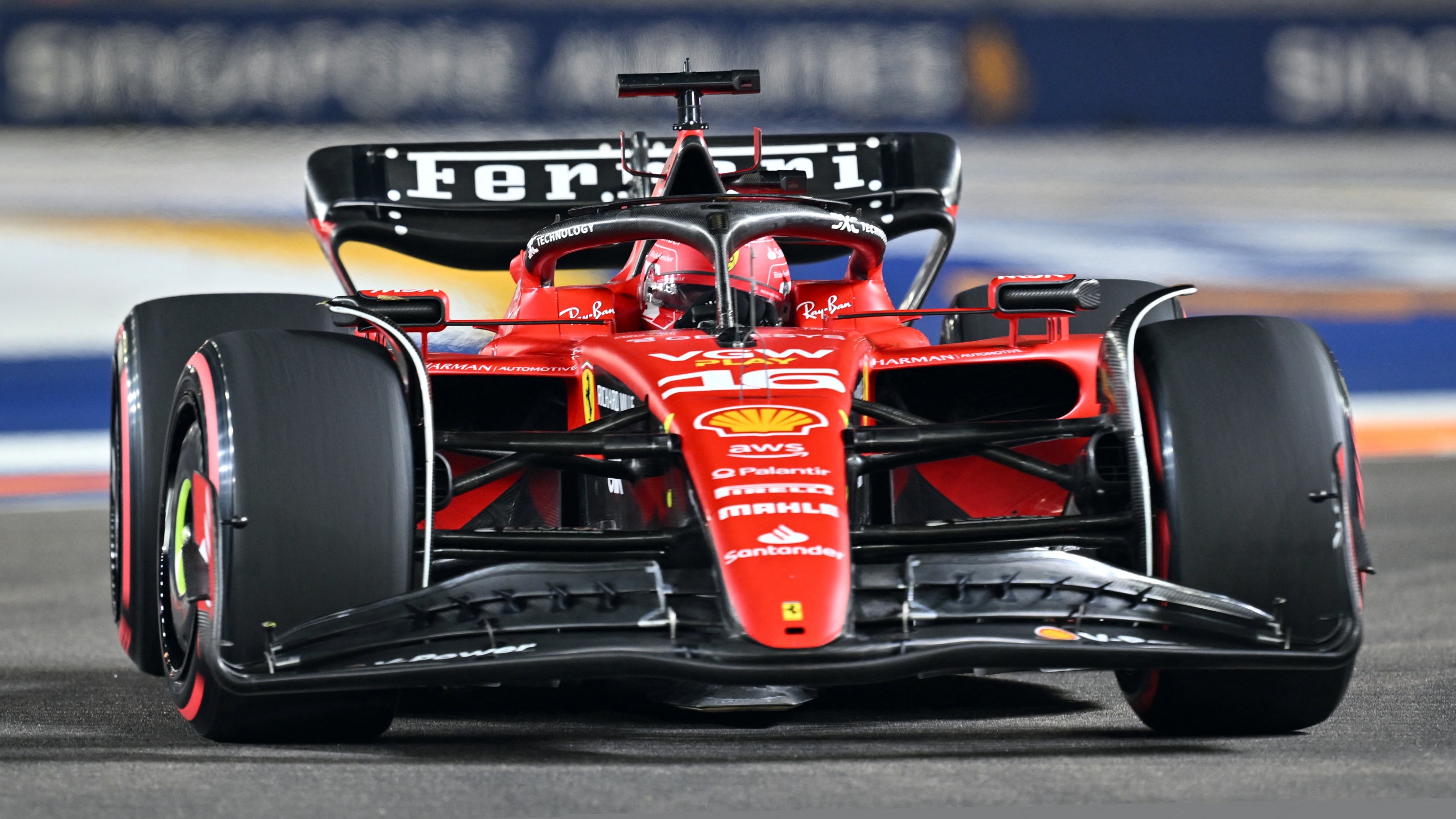 Formule 1: Ferrari avec des voitures de couleur bordeaux pour son 1000e  Grand Prix - Le Soir