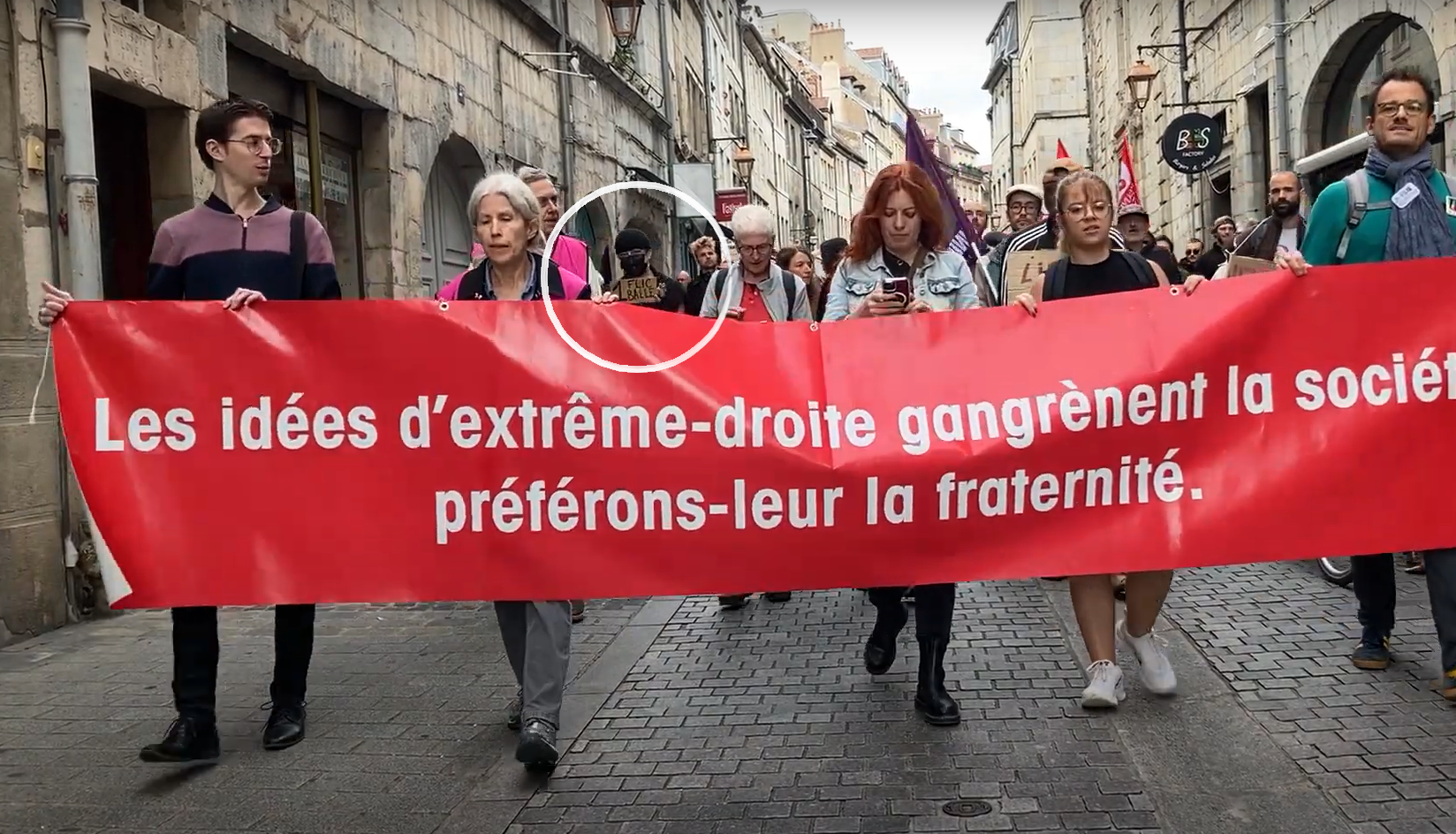 Manifestation à Besançon : une pancarte appelle au meurtre de policiers