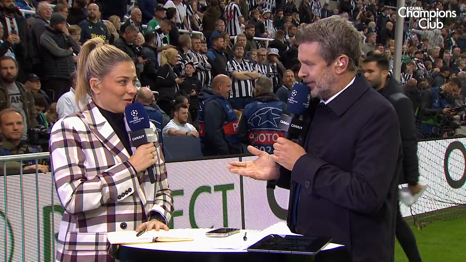 Qui est Laure Boulleau, la nouvelle consultante du Canal Football Club ?  (VIDEO)