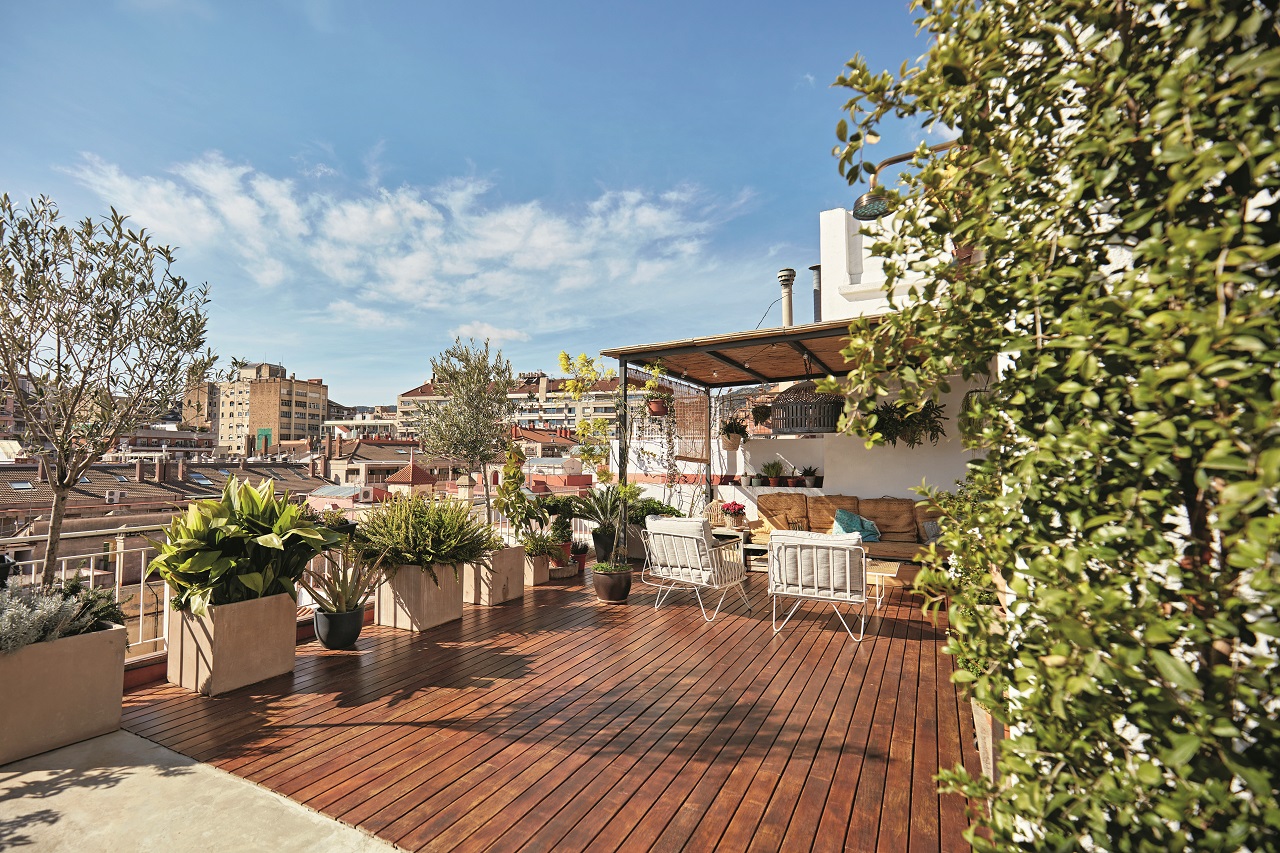 Refaire son toit terrasse avec une étanchéité bitume à Toulouse