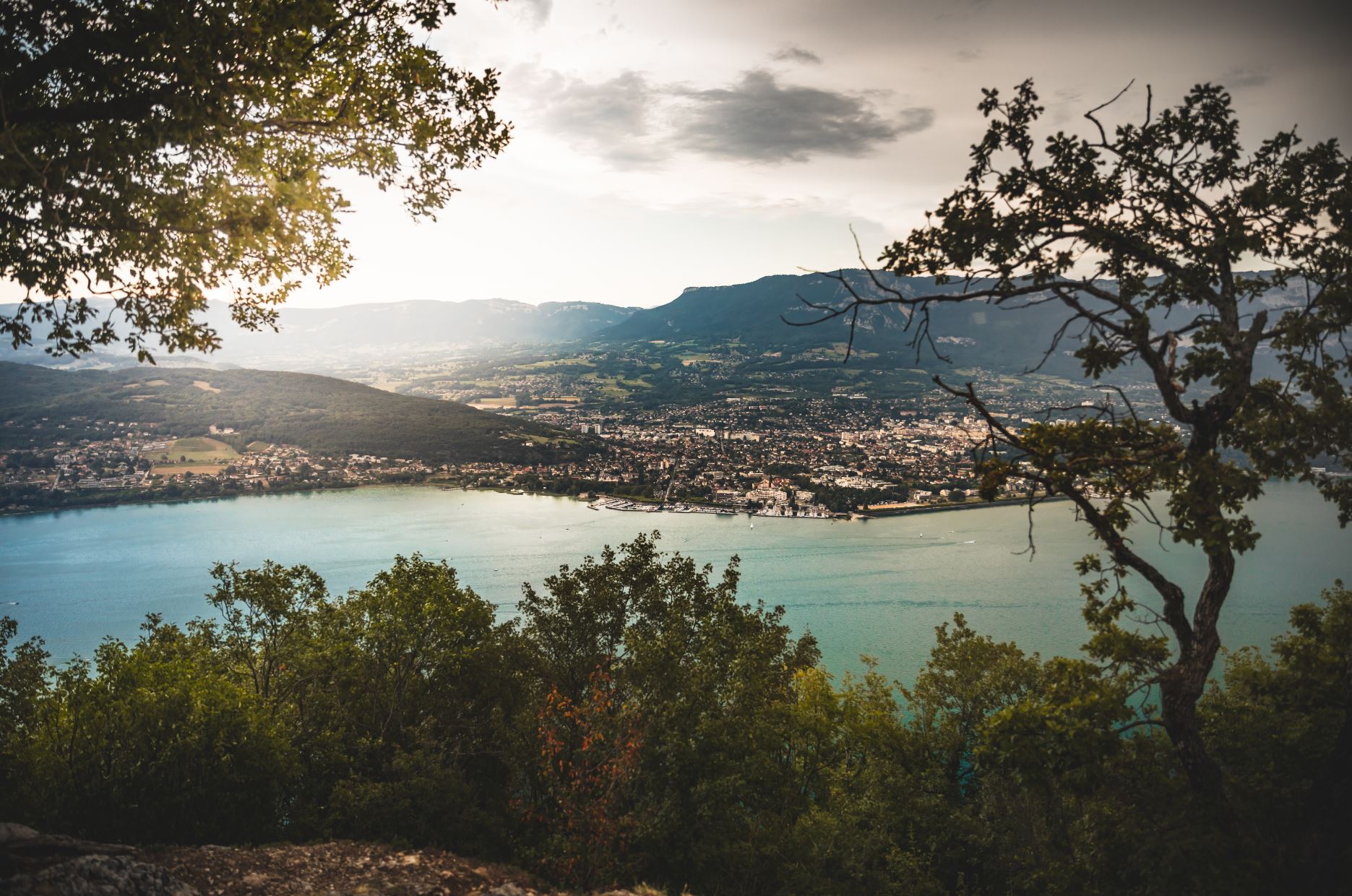 Luxe, calme et volupté : que faire à Aix-les-Bains ? Notre week-end idéal sur la Riviera des Alpes
