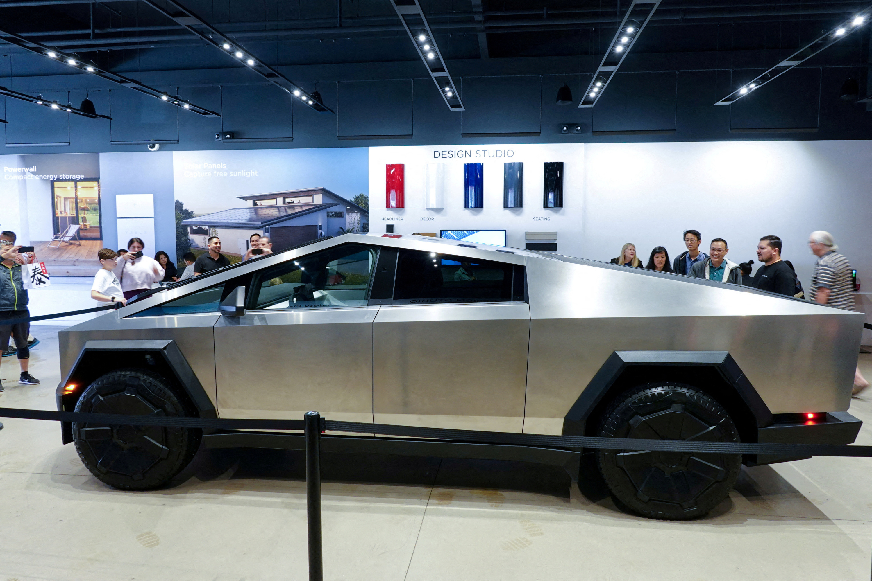 Tesla Cybertruck : tout ce que l'on sait sur le pick-up électrique du  futur