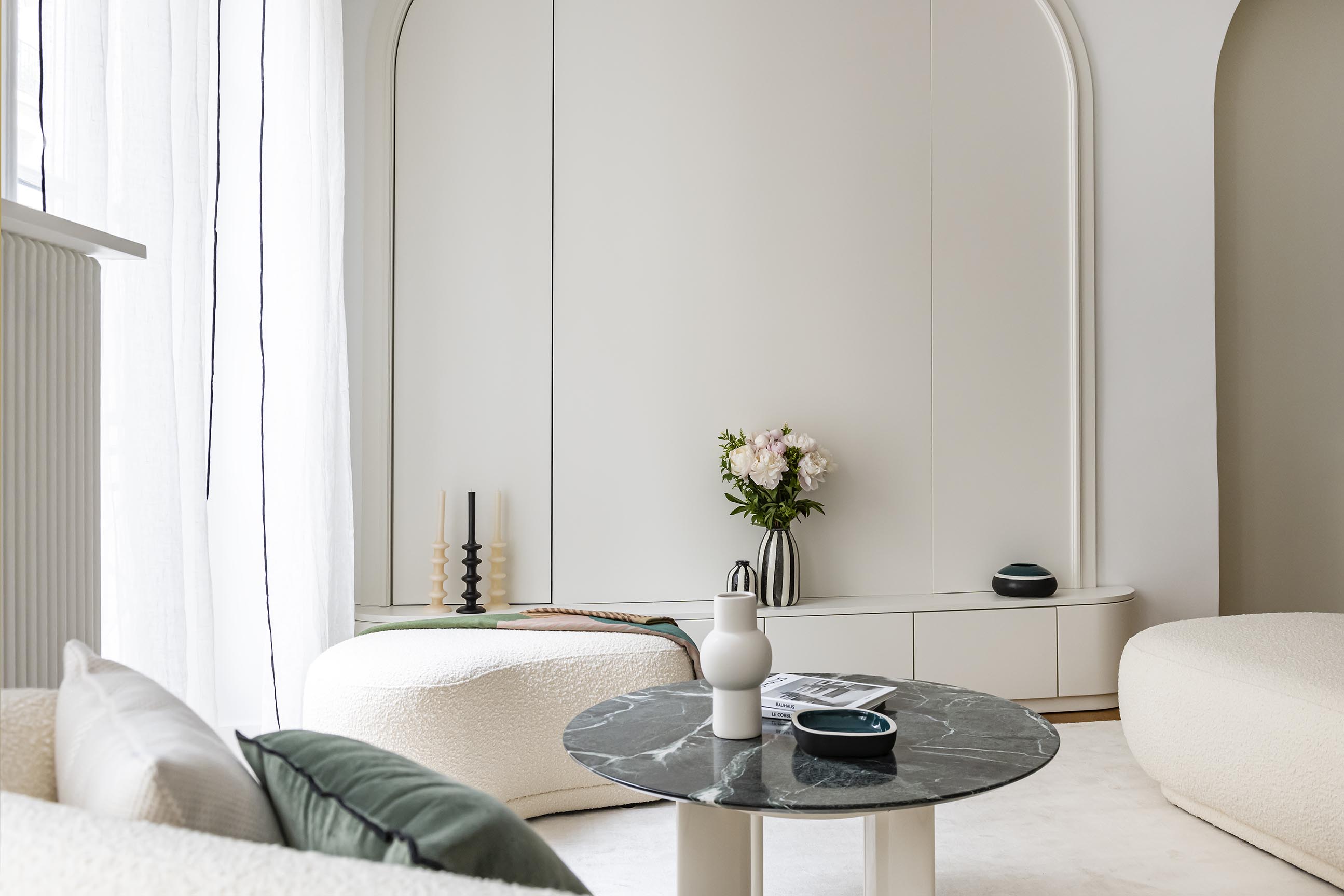 Avant/ Après : un appartement parisien sublimé par une décoration moderne -  Marie Claire