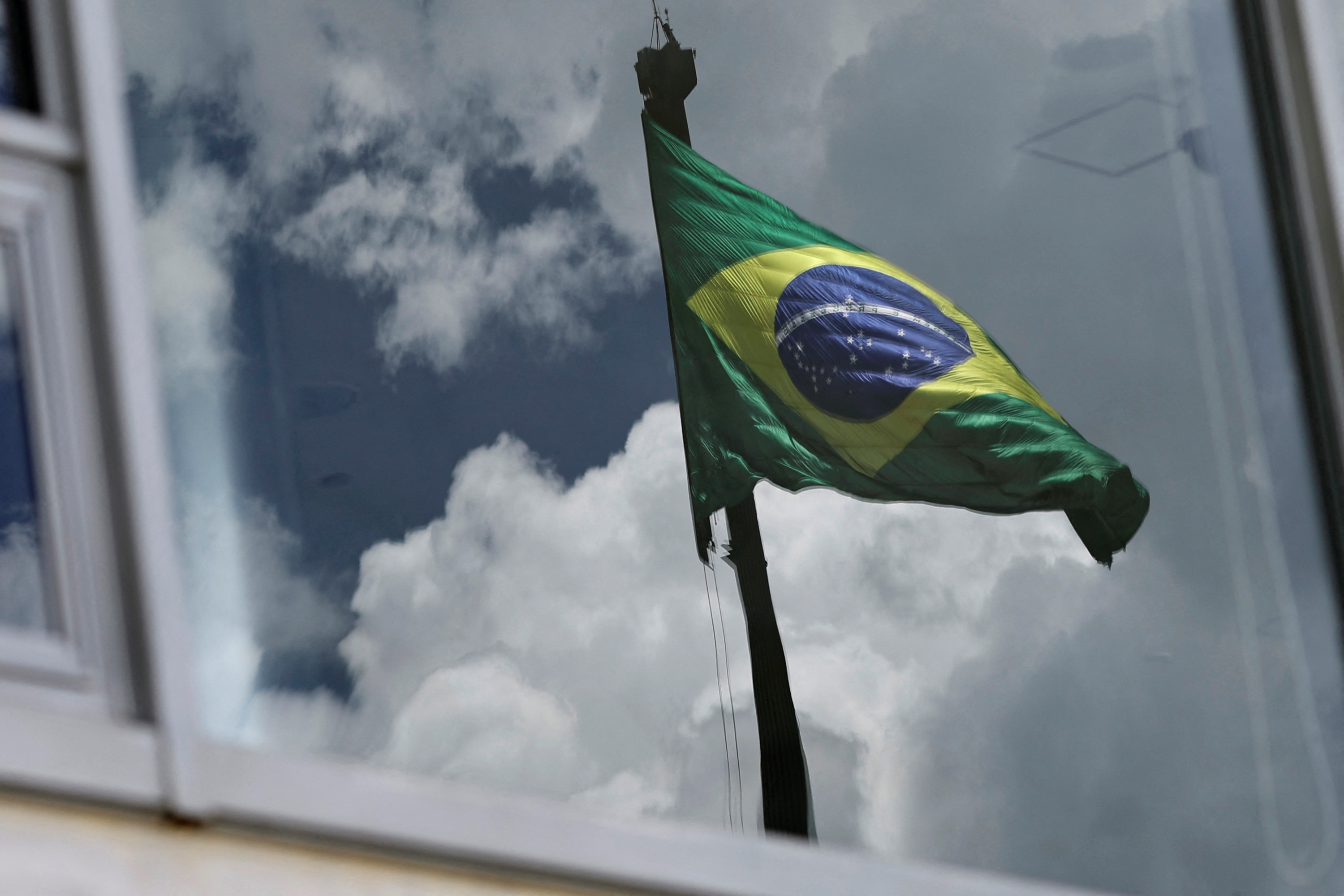 Brésil : la Banque centrale abaisse son taux directeur de 0,5 point, à 11,25%