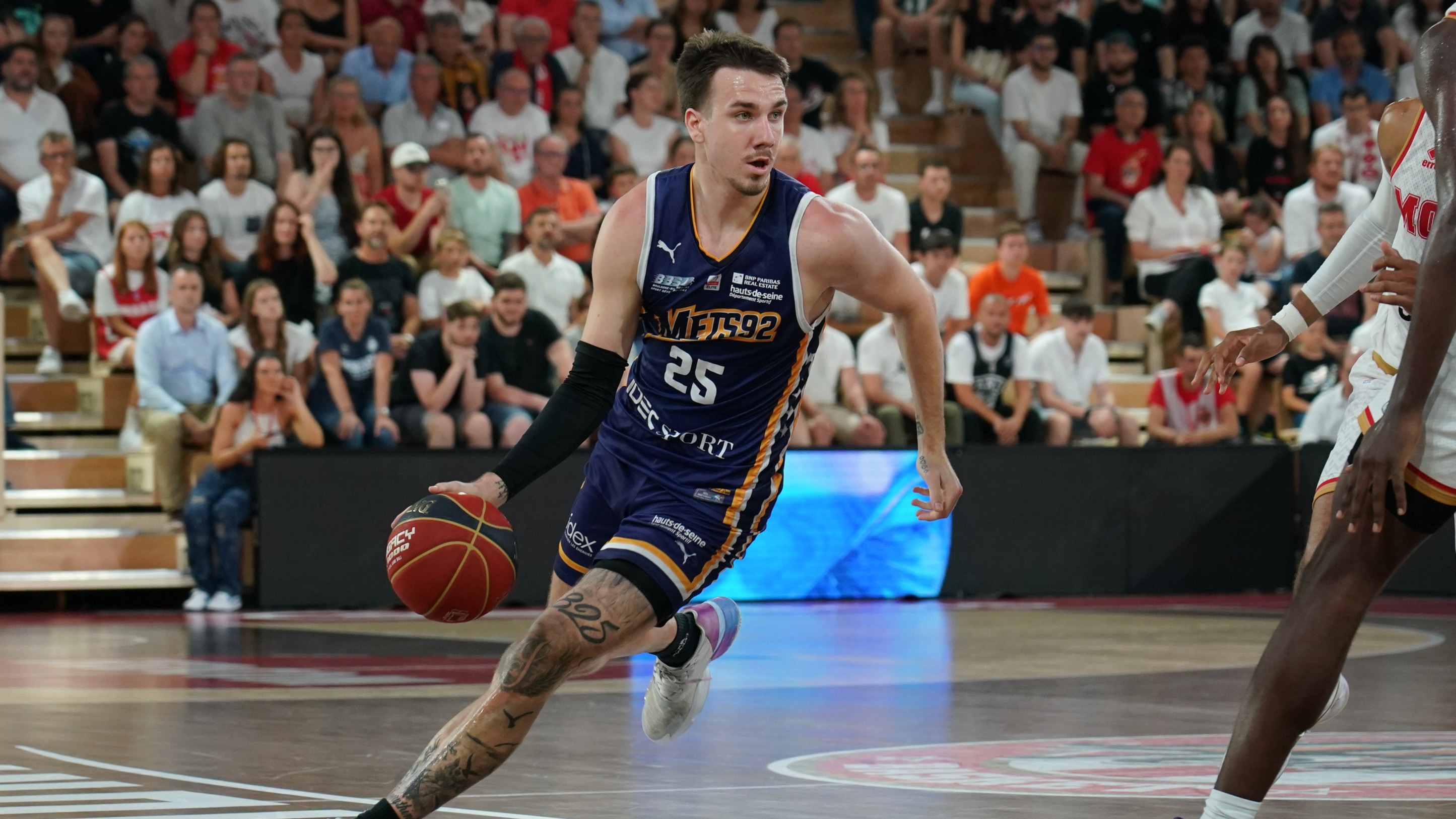 Basket : Hugo Besson s’engage à Varese, en Italie, pour la fin de saison