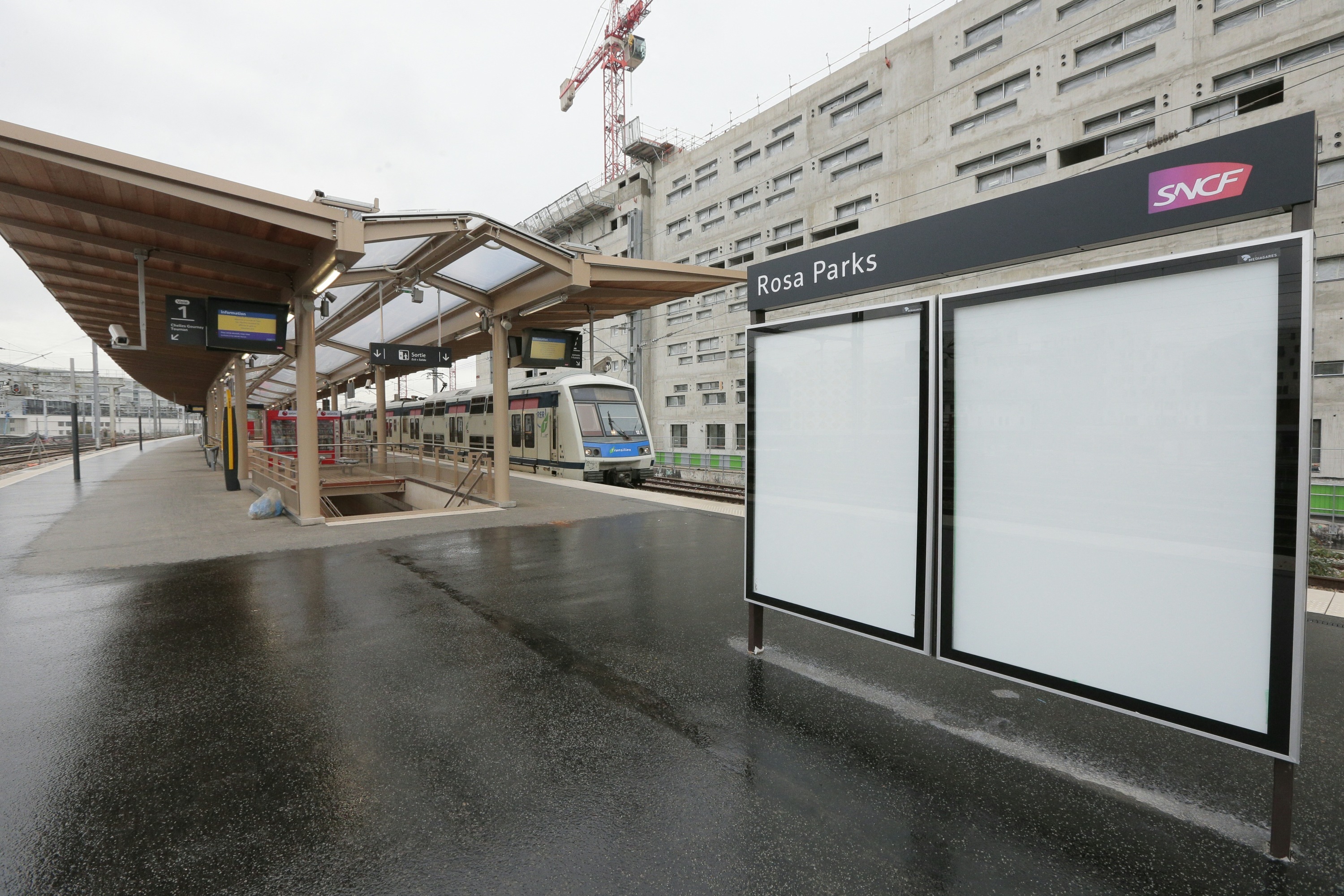 Paris: une jeune femme agressée sexuellement en pleine rue