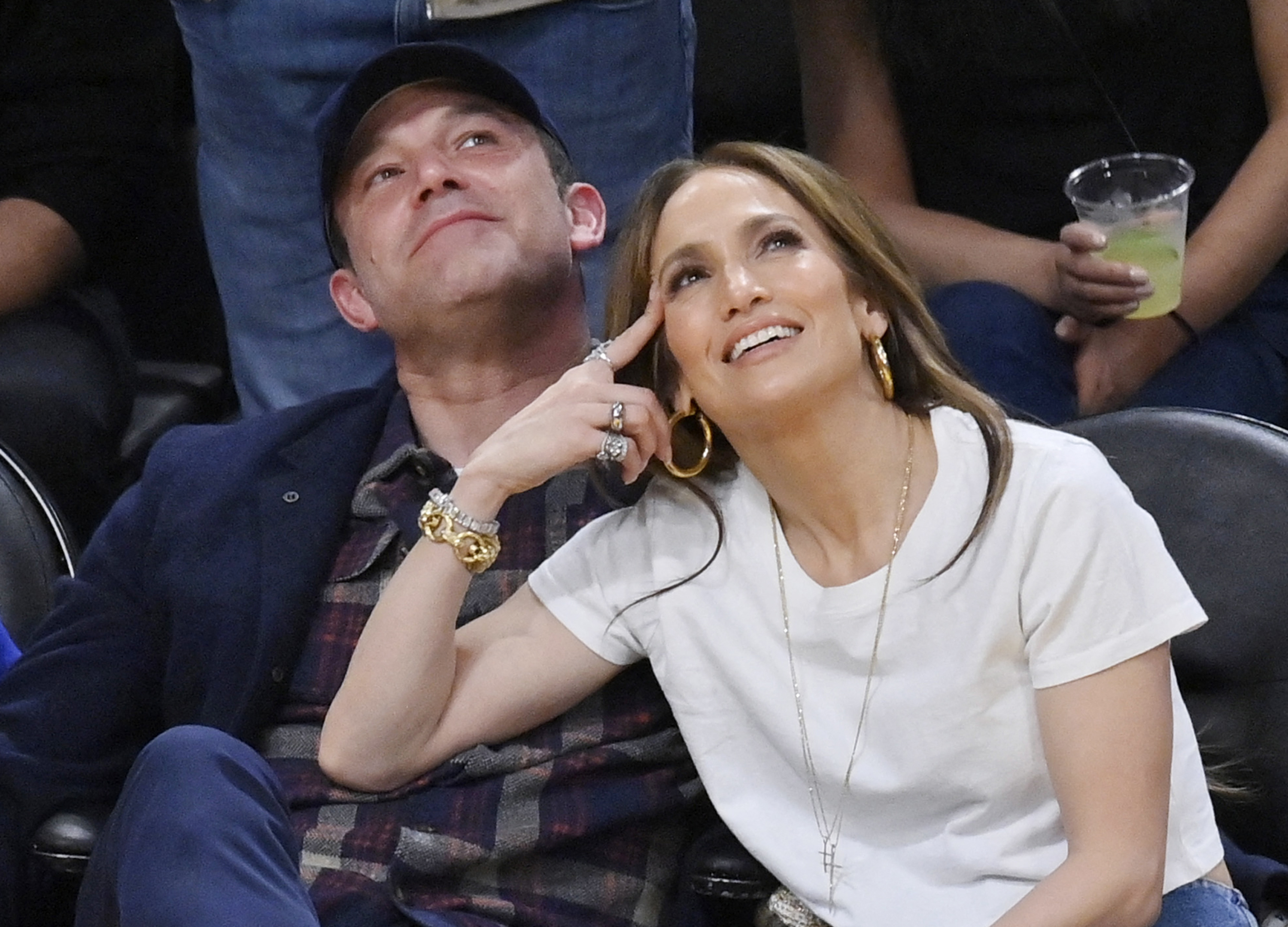 Sieste bouche ouverte, pneu crevé... Jennifer Lopez et Ben Affleck sont-ils un couple comme les autres ?