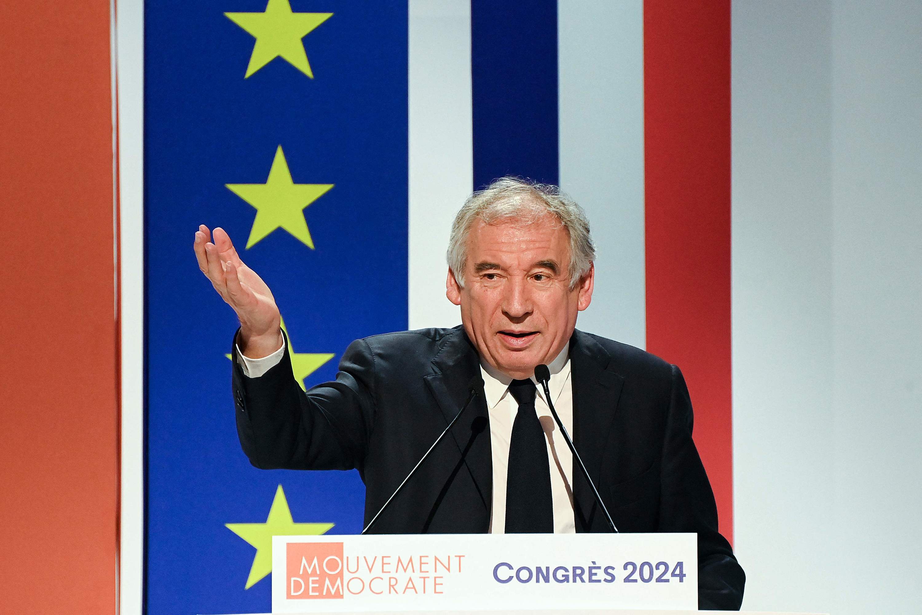 À Blois, François Bayrou veut ouvrir une nouvelle page de la politique économique