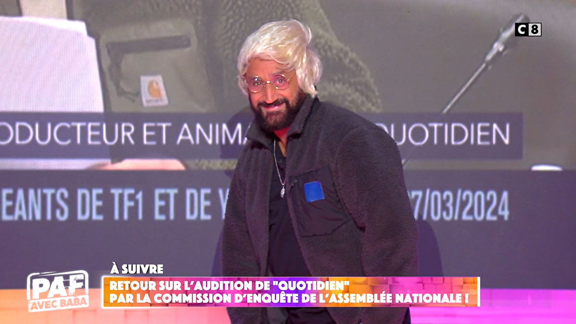 Il était passé aux puces de Montreuil avant d'arriver : Cyril Hanouna se moque de la polaire de Yann Barthès à l’Assemblée nationale