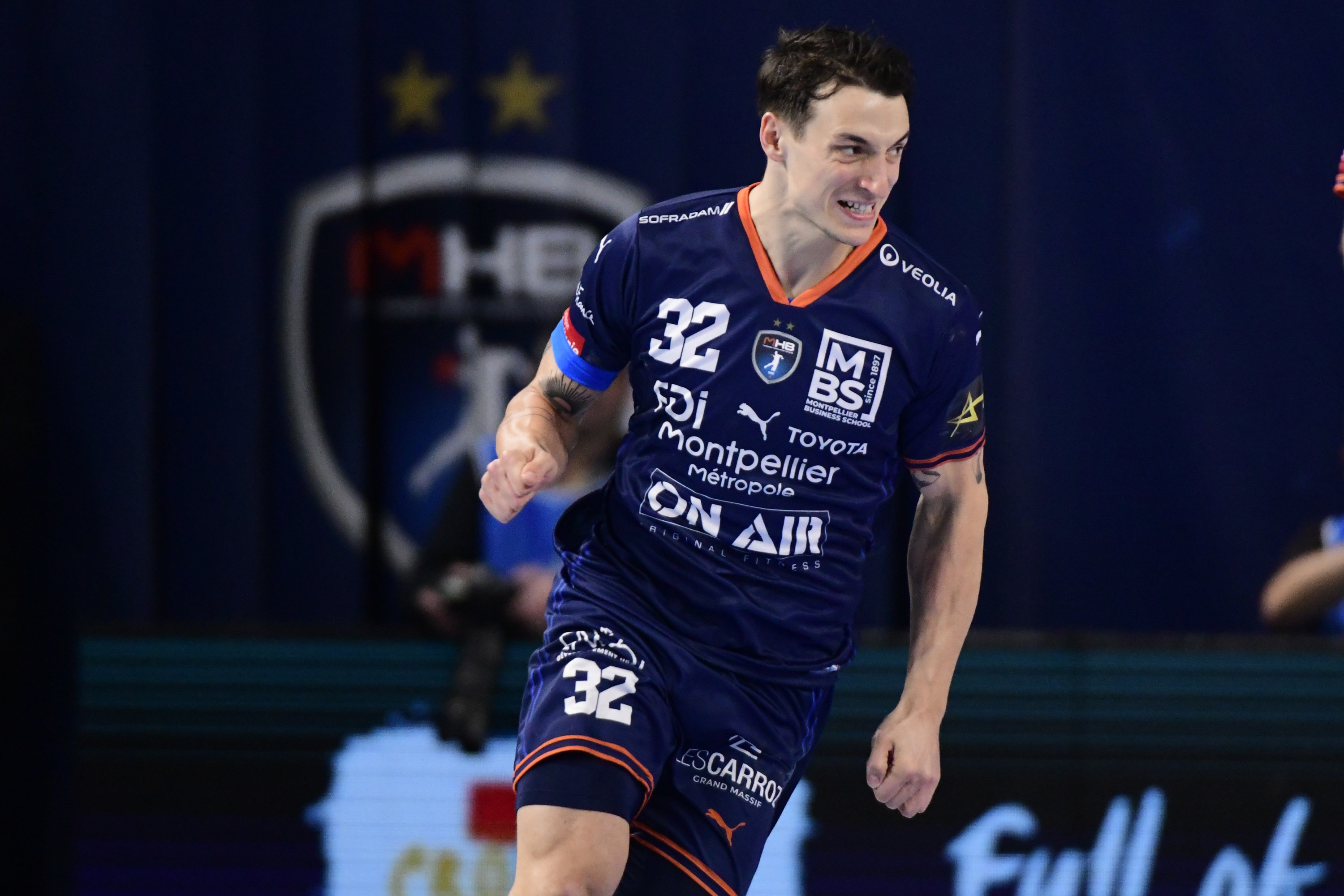 Handball : Montpellier s'offre Saint-Raphaël et l'espoir de revenir sur Nantes