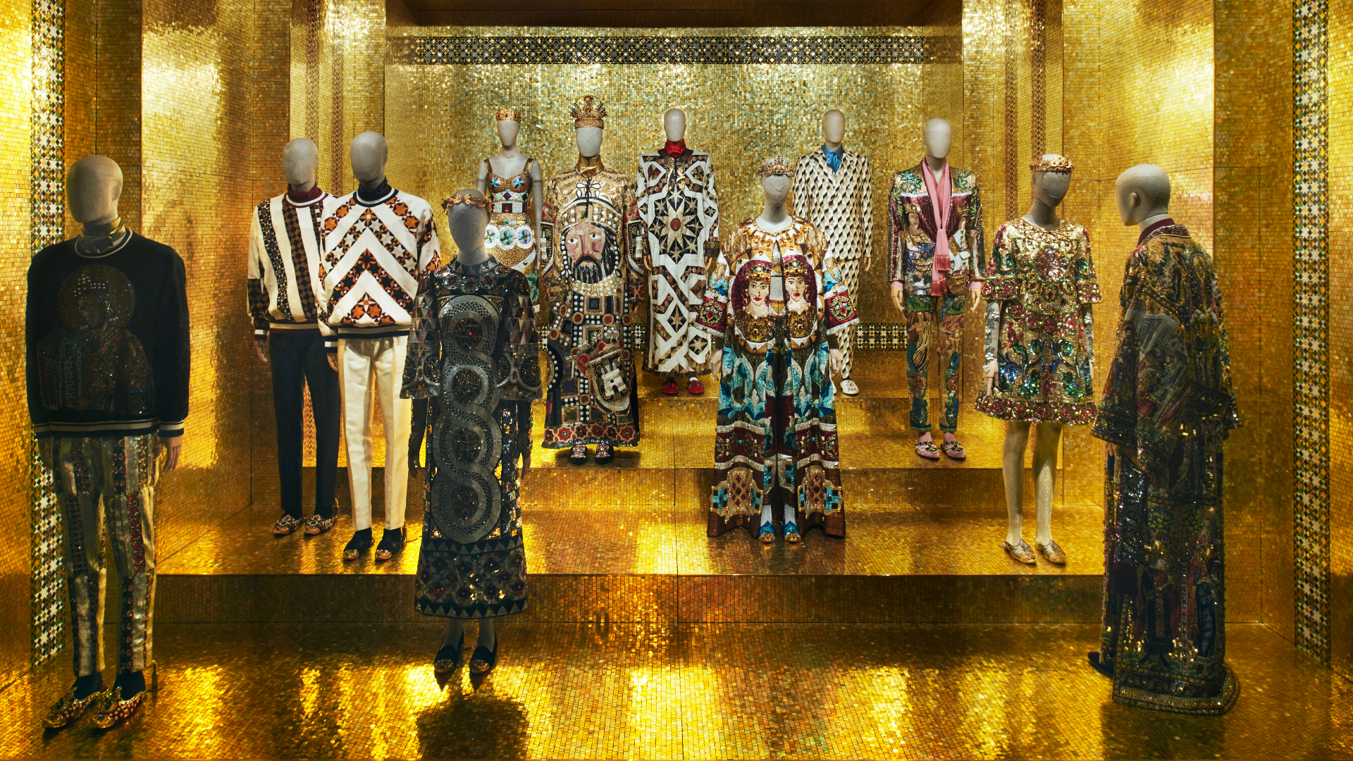 À Milan, le faste de la couture à l'italienne de Dolce & Gabbana s'offre à tous
