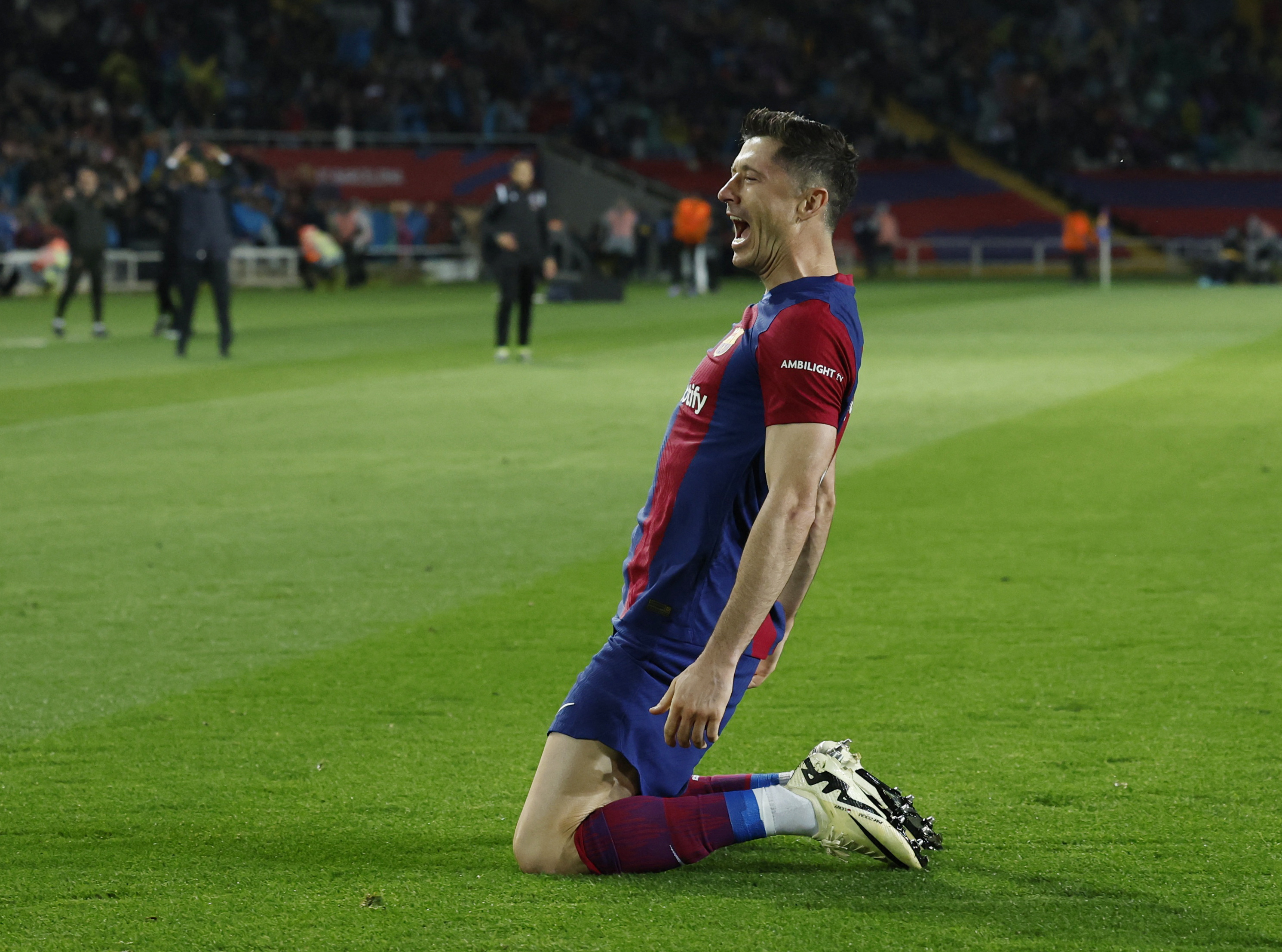 Liga : le Barça renverse Valence grâce à un triplé de Lewandowski