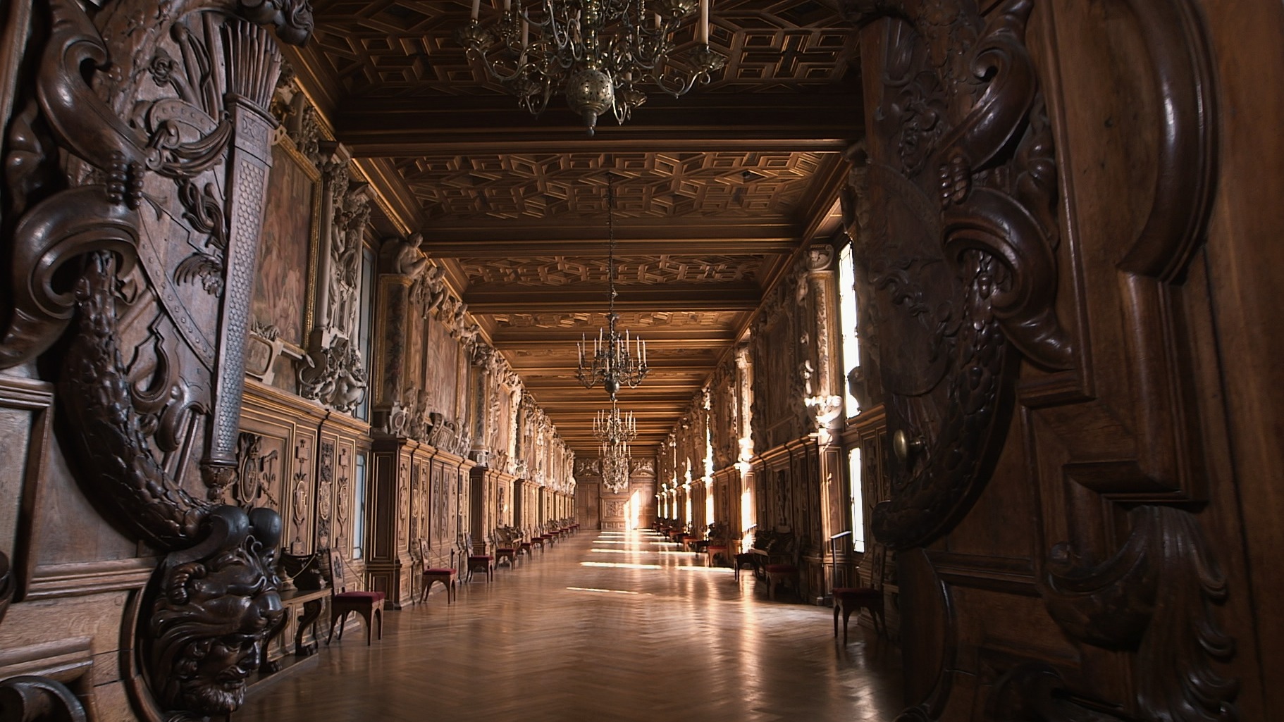 Château de Fontainebleau : l'histoire de la vraie demeure des rois sur Histoire TV