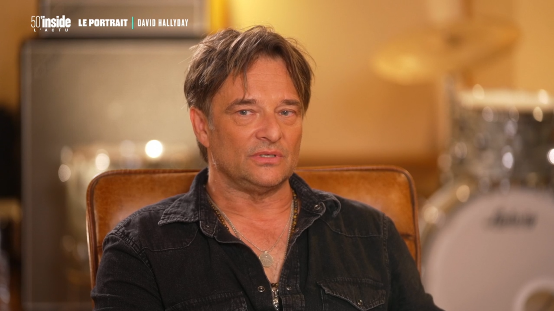 Je pense qu'il faut qu'elles grandissent un peu» : David Hallyday s'exprime  sur sa relation avec ses sœurs Jade et Joy
