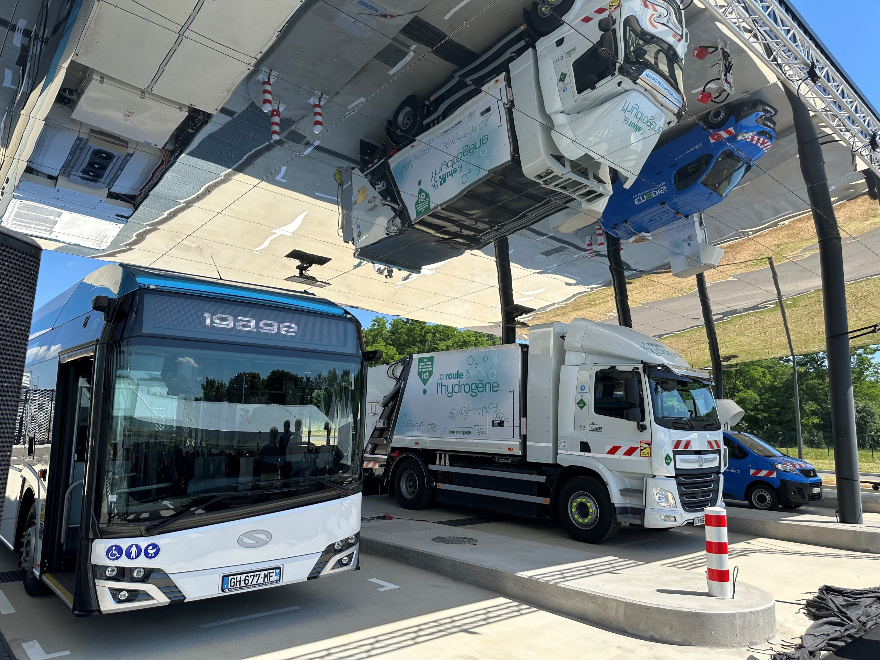 Dijon investit 100 millions d’euros pour faire rouler ses bus et ses camions poubelles à l’hydrogène