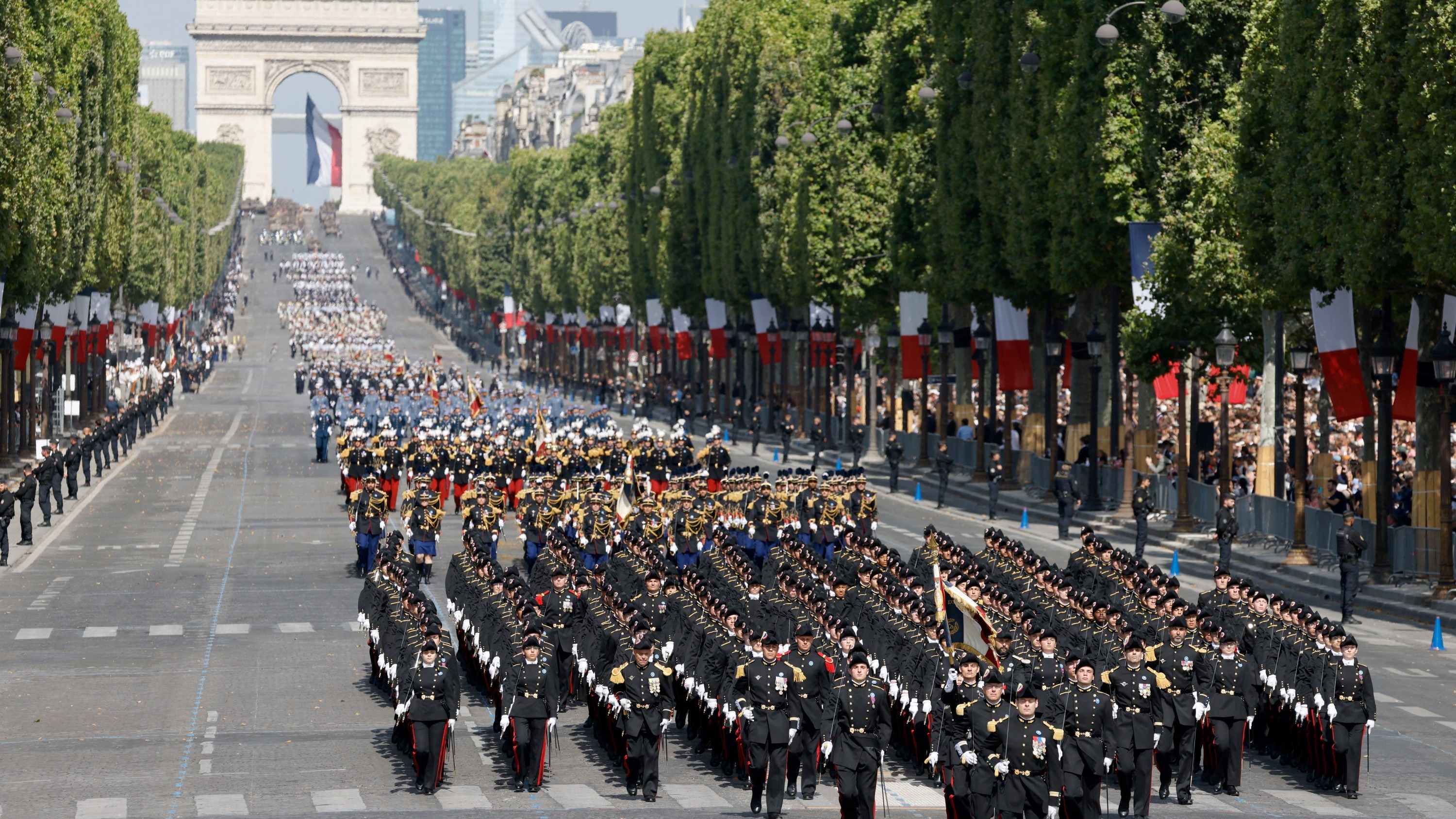 Bastille, Longchamp, Invalides... Le défilé militaire du 14-Juillet ne s’est pas toujours tenu sur les Champs-Élysées