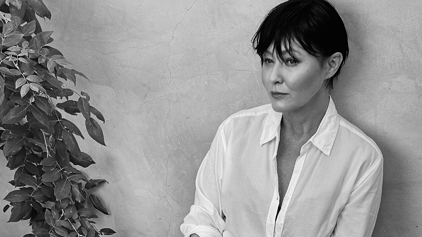 Ces photos sont si précieuses : Le coiffeur de Shannen Doherty partage avec émotion les coulisses de son dernier shooting