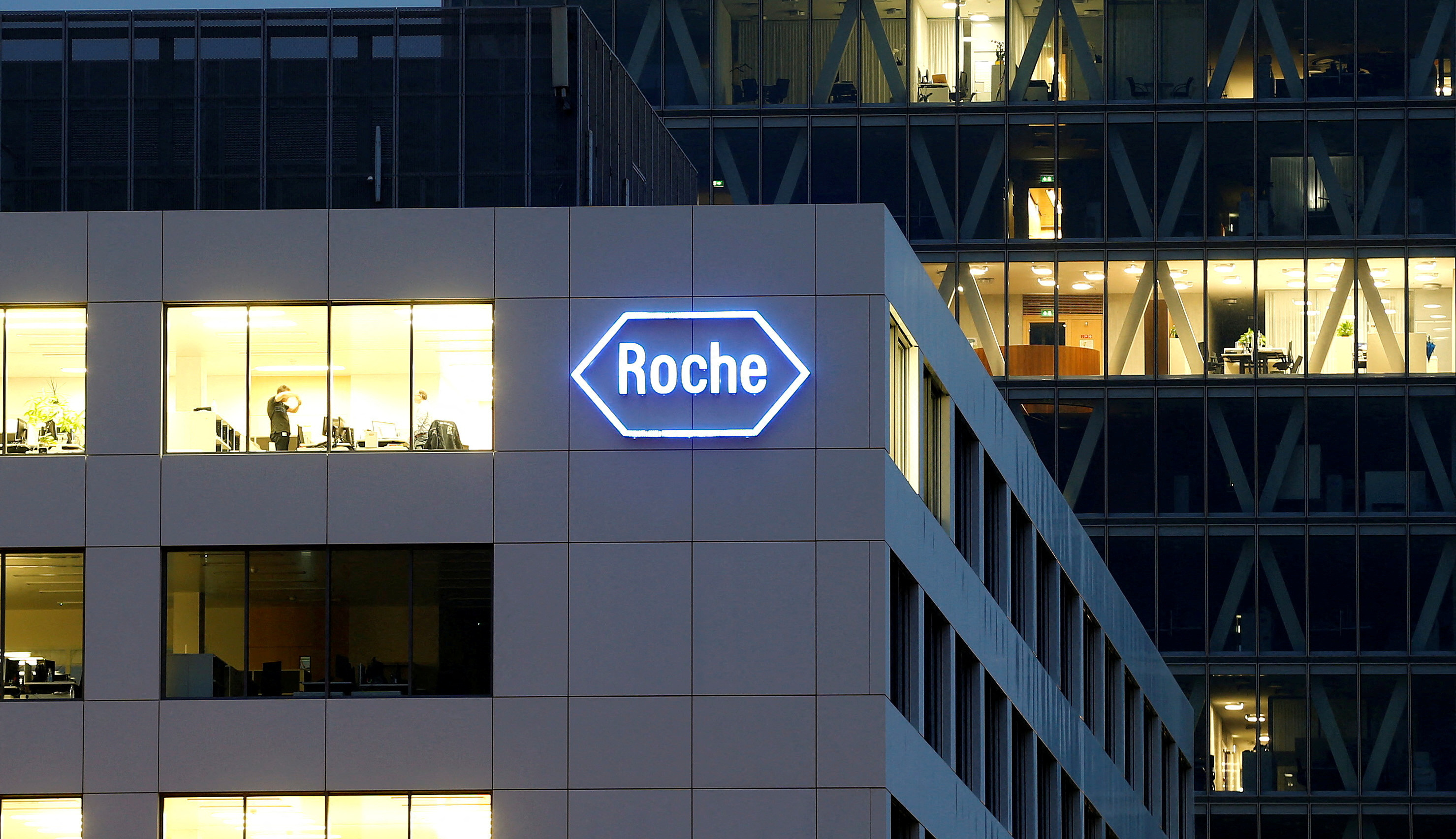 Le groupe pharmaceutique Roche annonce un bénéfice net en baisse de 11% au  premier semestre 2024