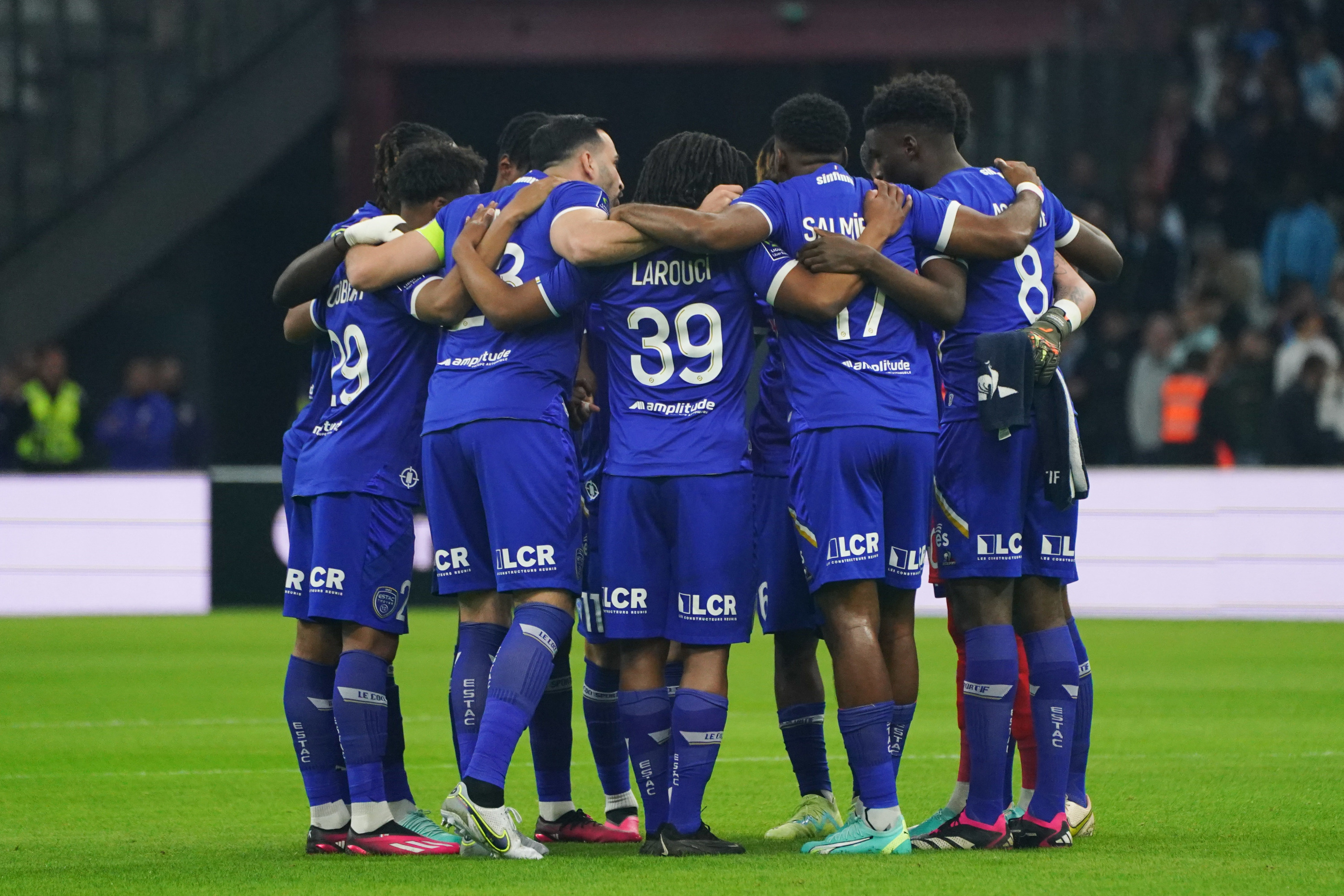 Ligue 2: l’ESTAC Troyes repêché en Ligue 2 à la suite de la rétrogradation de Bordeaux