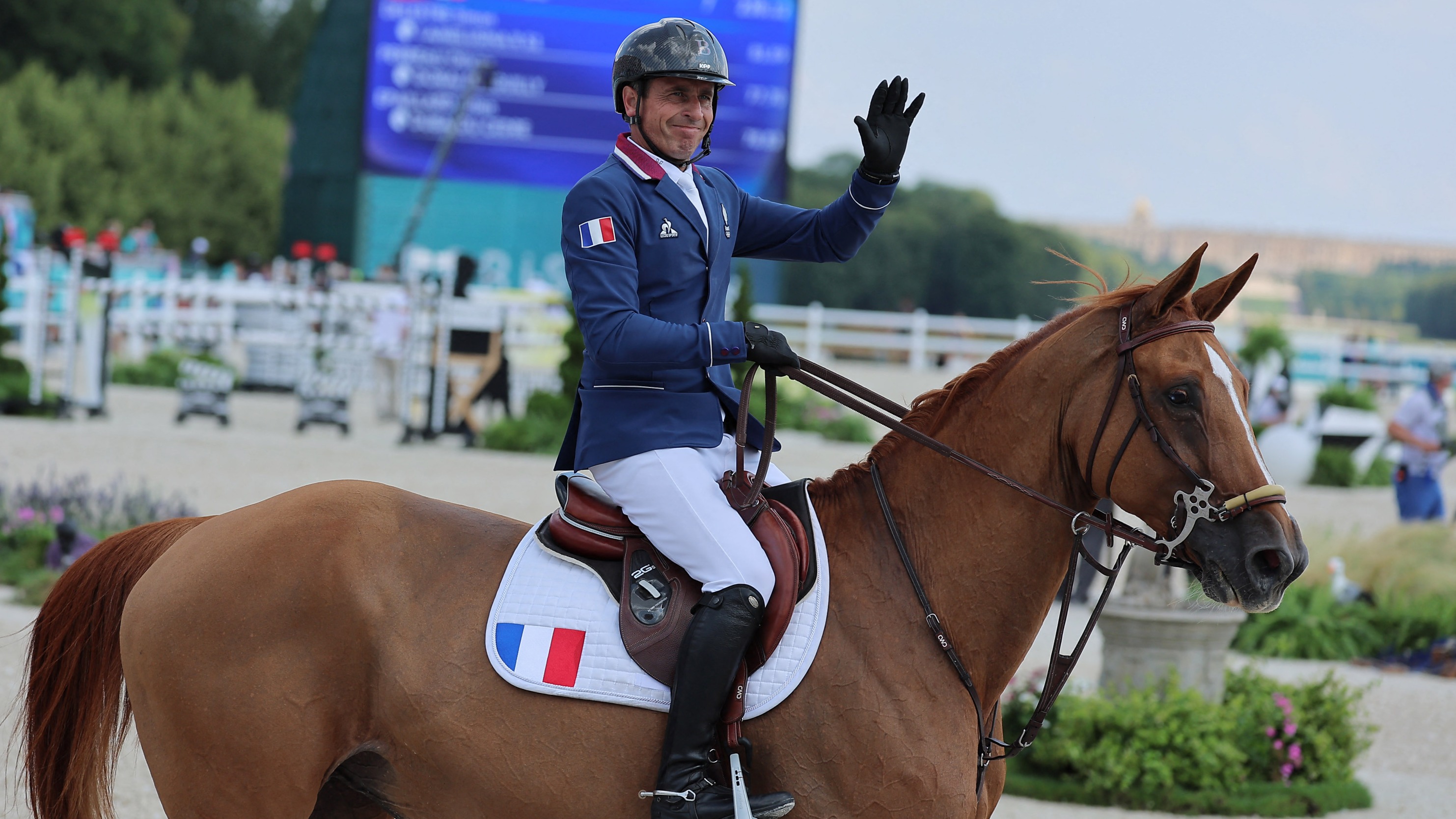 JO - Équitation : éleveur de cracks, pilote de motocross, maturation lente... Les ambitions de Julien Épaillard à Versailles