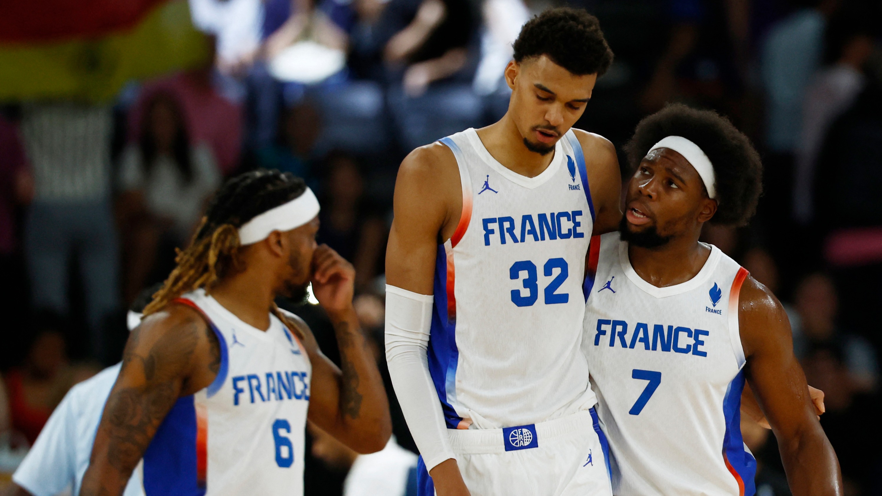 JO - Basket : si près si loin, les Français, en argent, ont tutoyé l'exploit face à Team USA