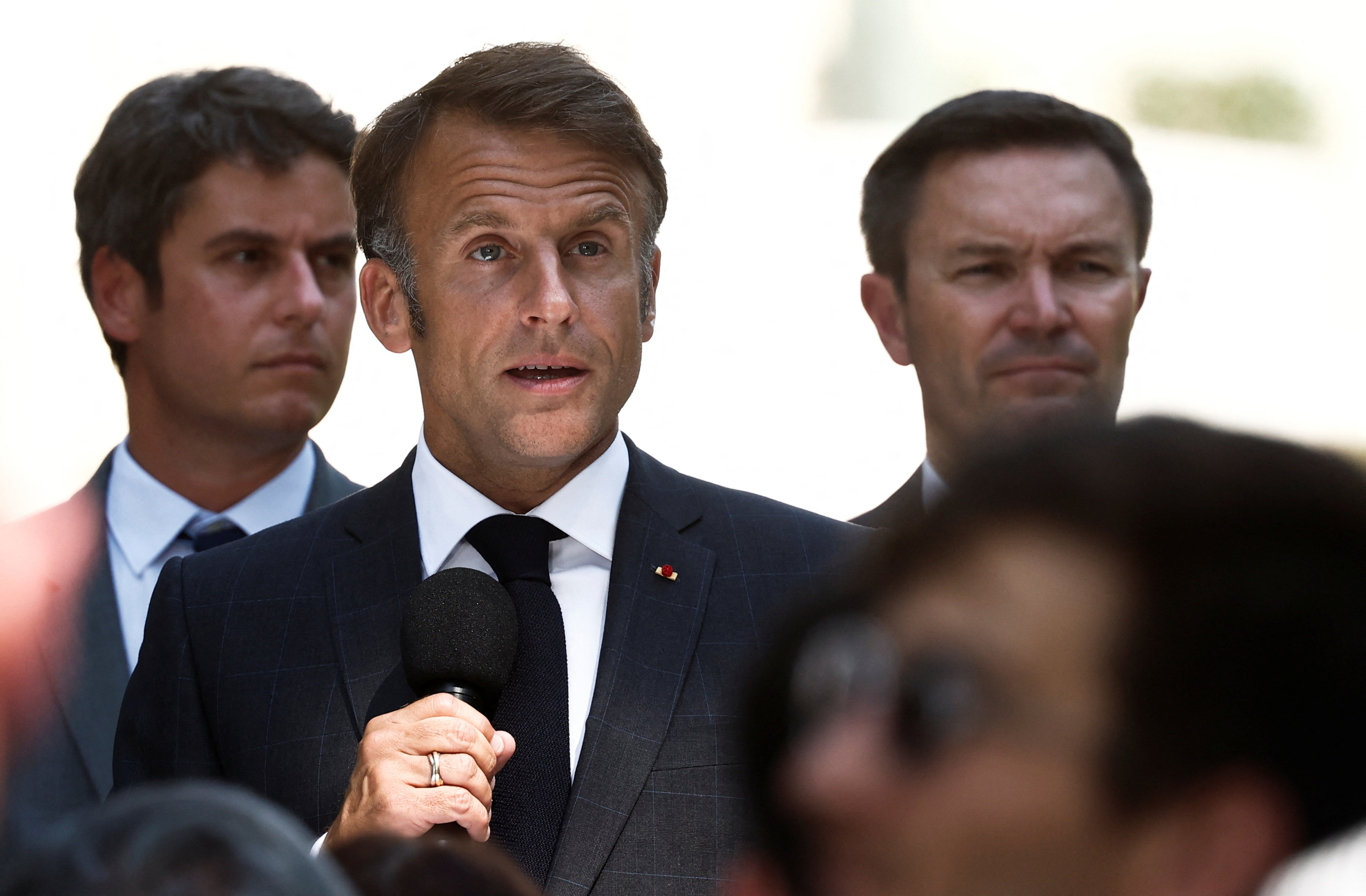 Gouvernement : Macron va consulter les chefs des groupes parlementaires et des partis le 23 août