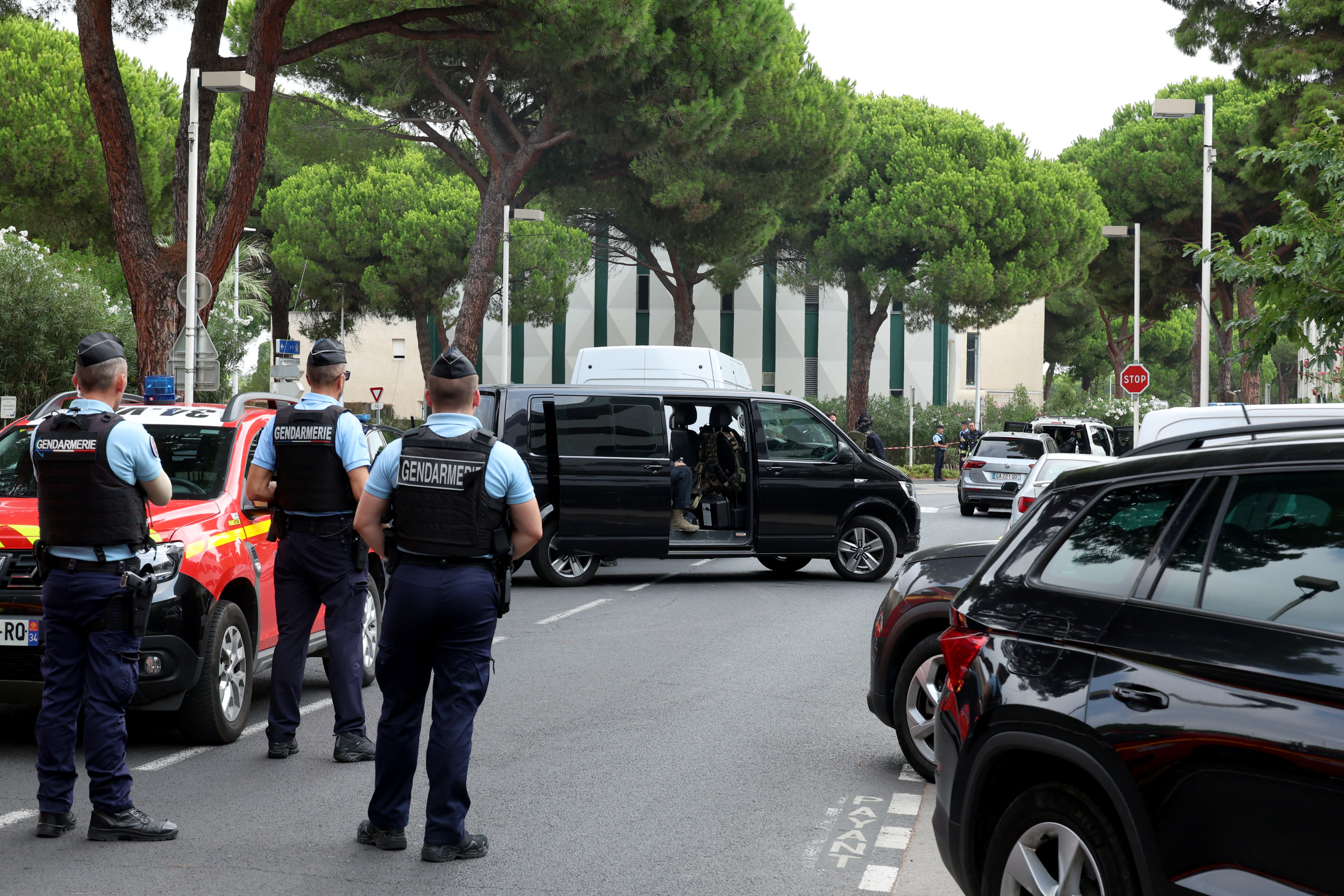 Incendie à la synagogue de La Grande Motte : une enquête ouverte pour «tentative d’assassinats terroristes», un homme recherché