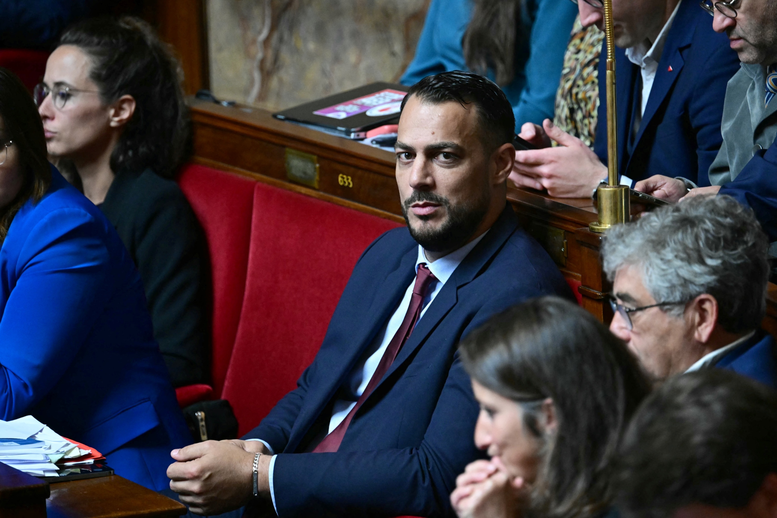 La gauche vole au secours de Sébastien Delogu, moqué pour ses difficultés de lecture et de calcul à l’Assemblée