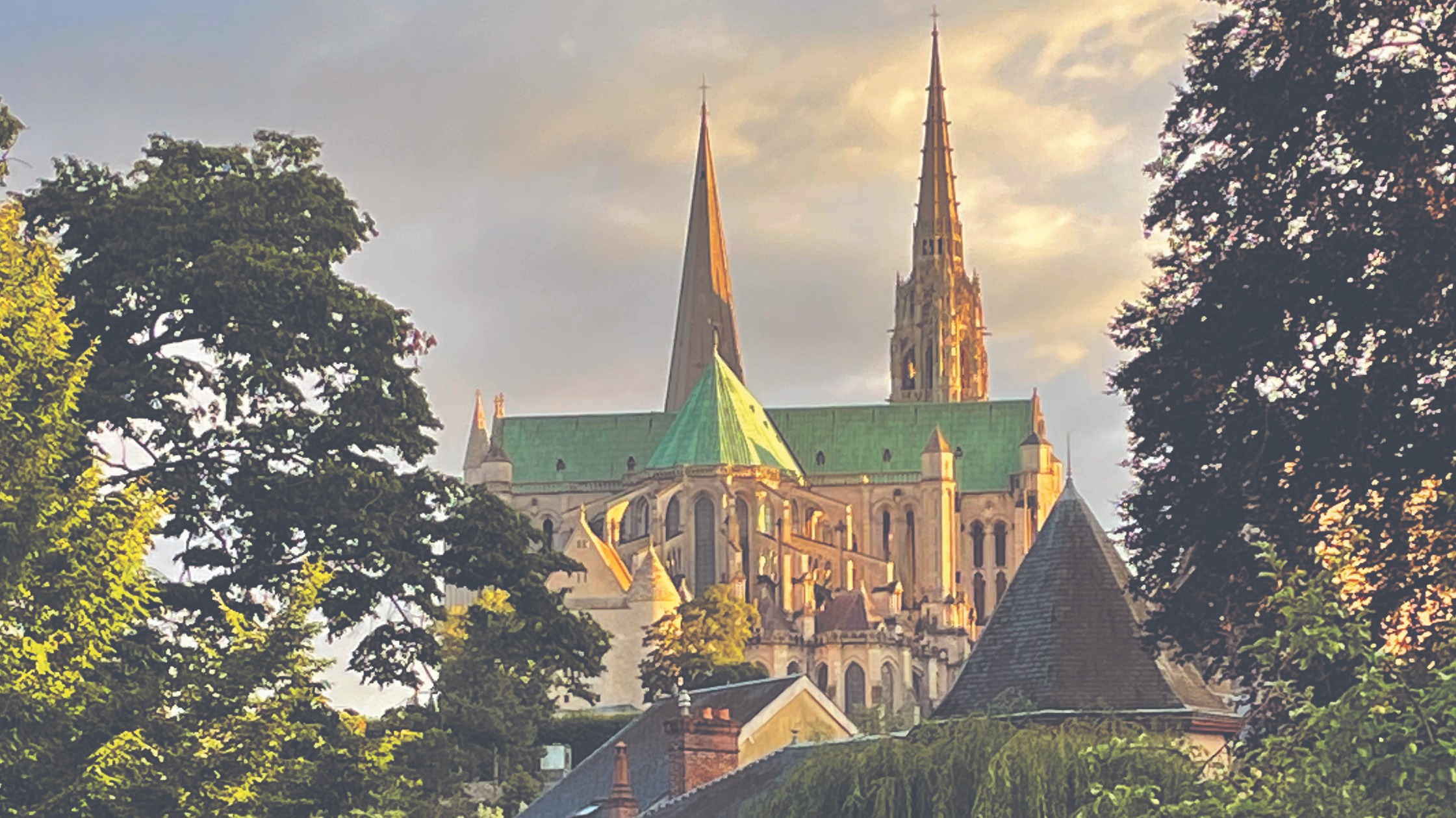 Bistrots, cathédrale, musées... Escapade à Chartres, une ville en fête