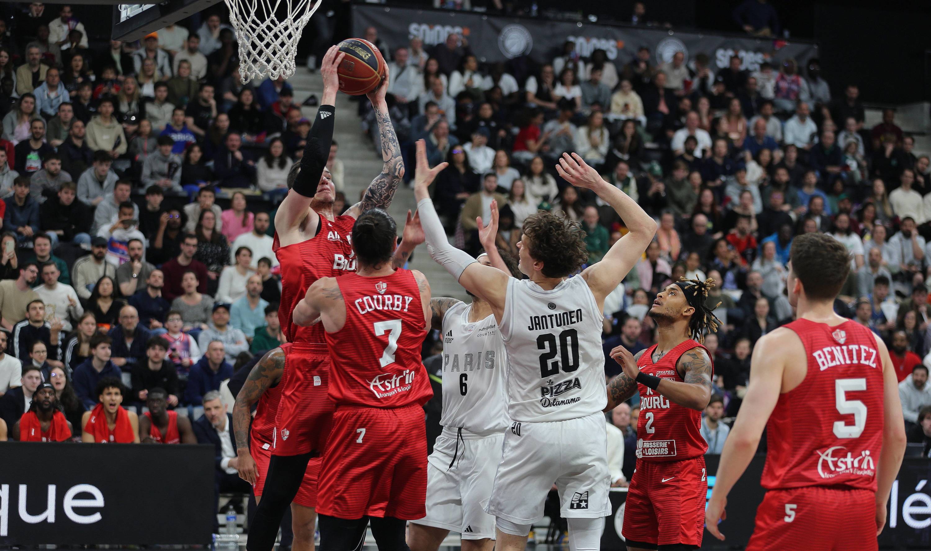 Basket : Bourg-en-Bresse démarre tambour battant