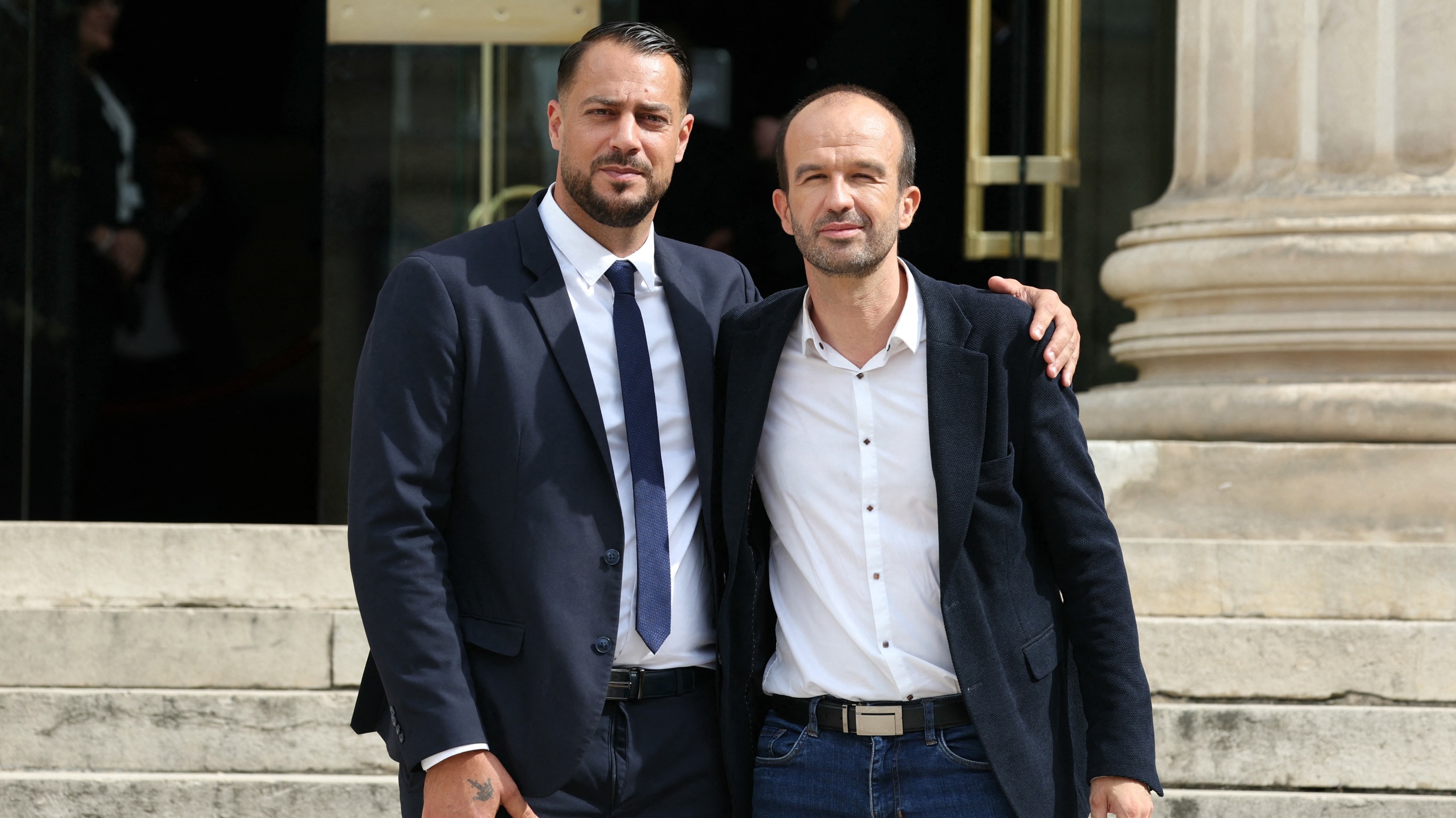 «Vos bipeurs n'ont pas sonné ? : Sébastien Delogu et Manuel Bompard pris à partie par une avocate marseillaise lors d'une altercation filmée