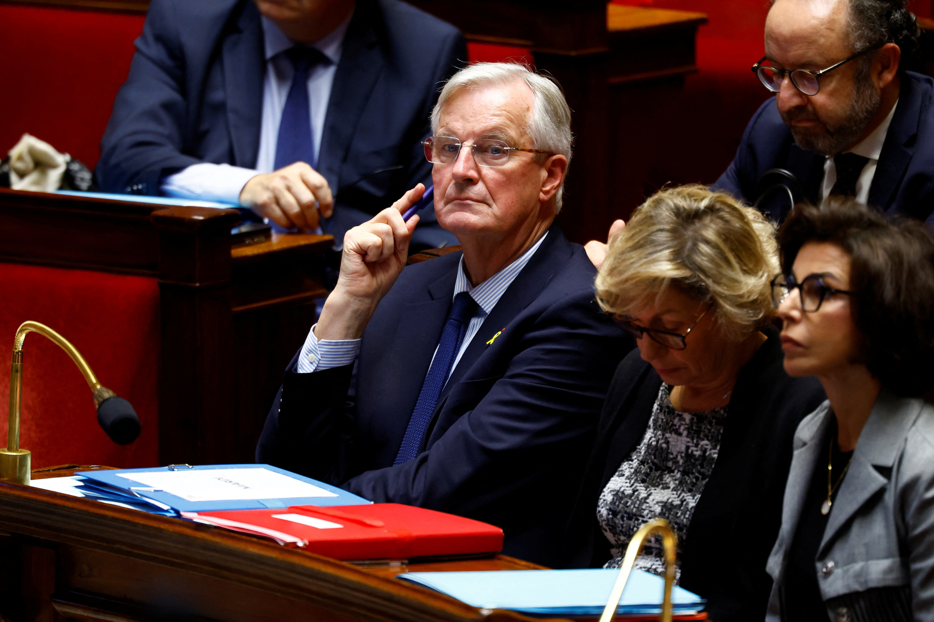 «&nbsp;Je n’ai entendu que des critiques&nbsp;»&nbsp;: nouvelle poussée de tension entre Barnier et les députés macronistes