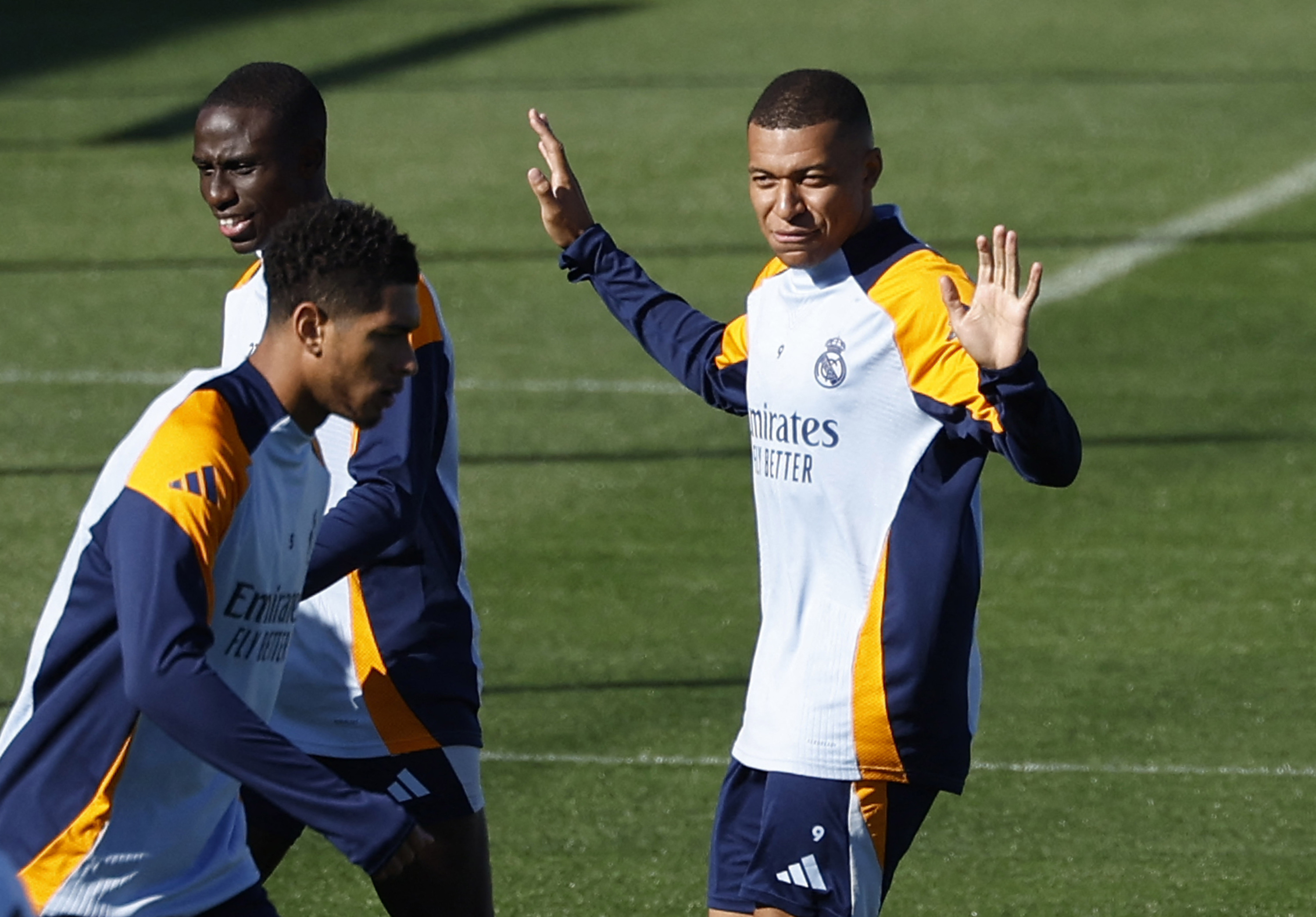 Conflit Mbappé/PSG : la LFP donne de nouveau raison au joueur, Paris refuse toujours de payer et «a décidé de porter l'affaire devant les juridictions compétentes»