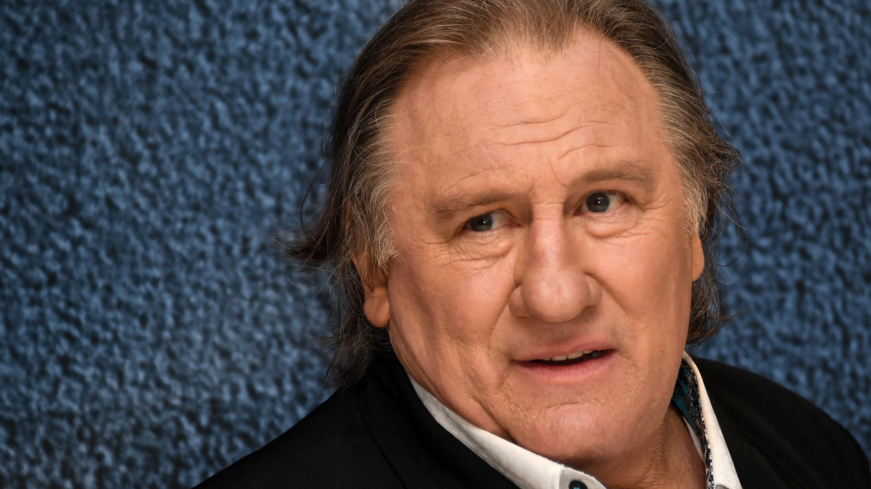 Le premier procès de Gérard Depardieu, accusé d'agressions sexuelles sur deux femmes, s’ouvre ce lundi