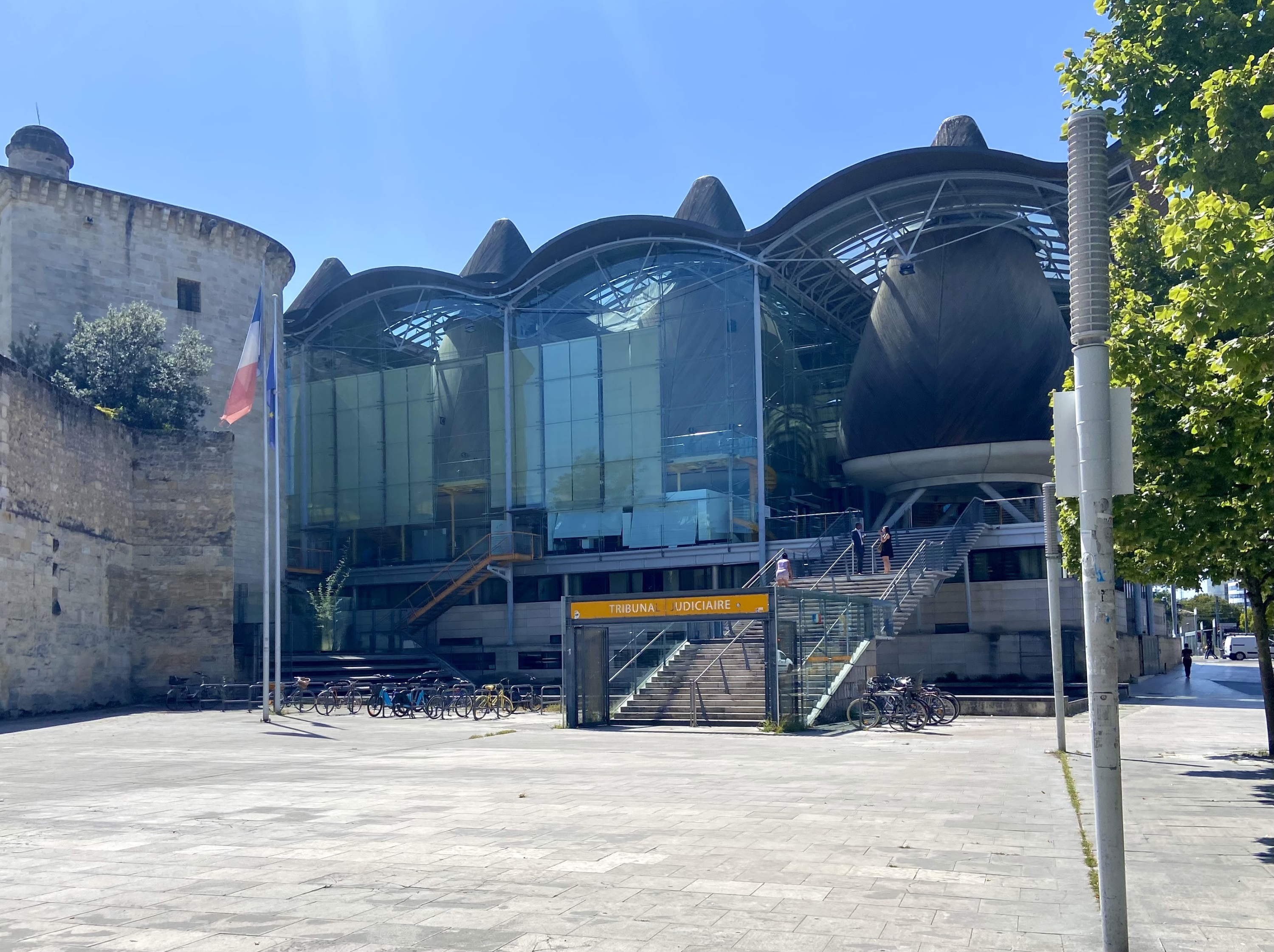 À Bordeaux, l’expulsion d’un retraité invalide de 87 ans suscite l’émotion