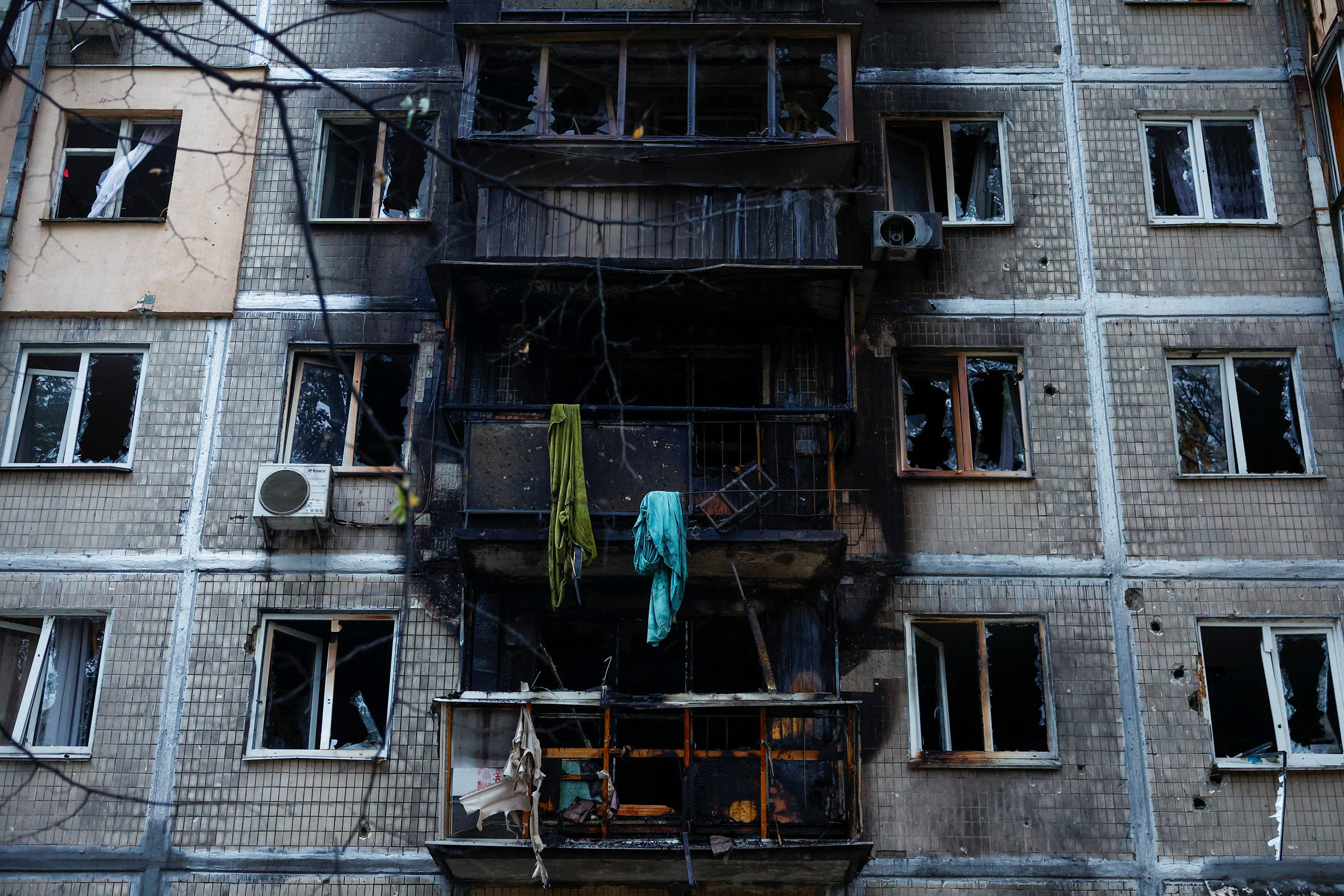 Guerre en Ukraine : une attaque de drone à Kiev fait au moins neuf blessés