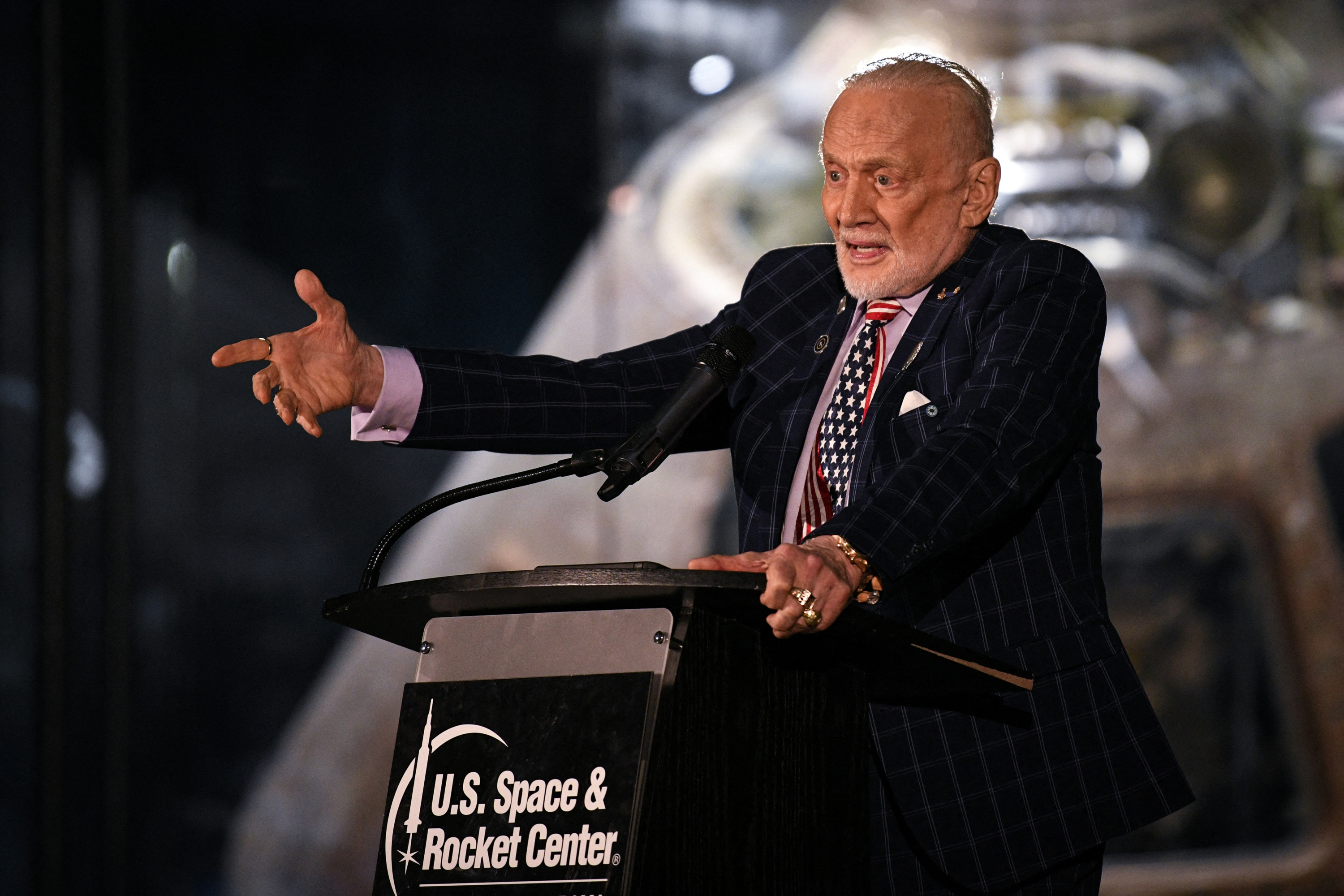 États-Unis : l’astronaute Buzz Aldrin, qui a marché sur la Lune, appelle à voter Donald Trump