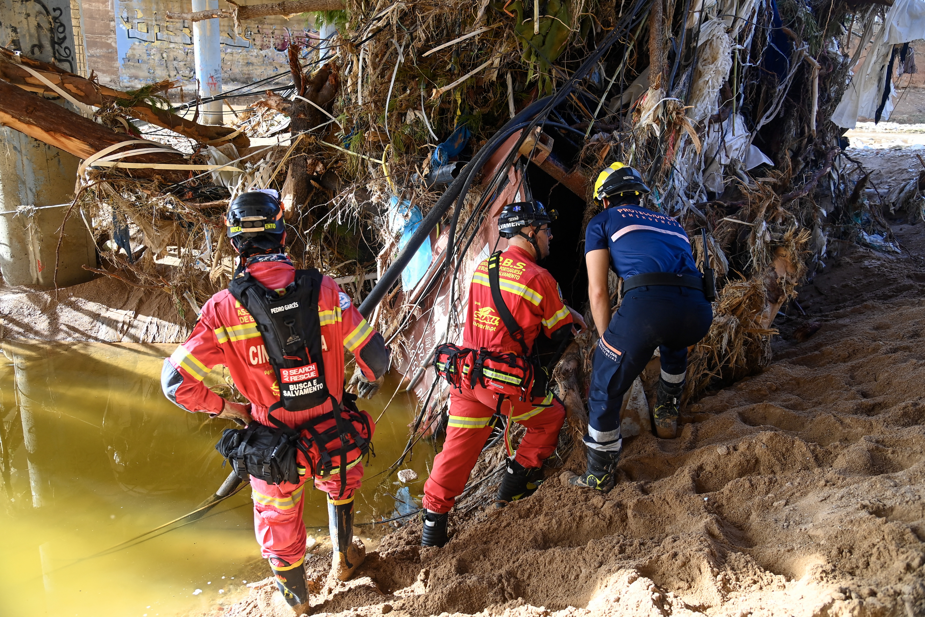 Inondations en Espagne : 211 morts selon un nouveau bilan, 10.000 soldats et policiers envoyés en renfort